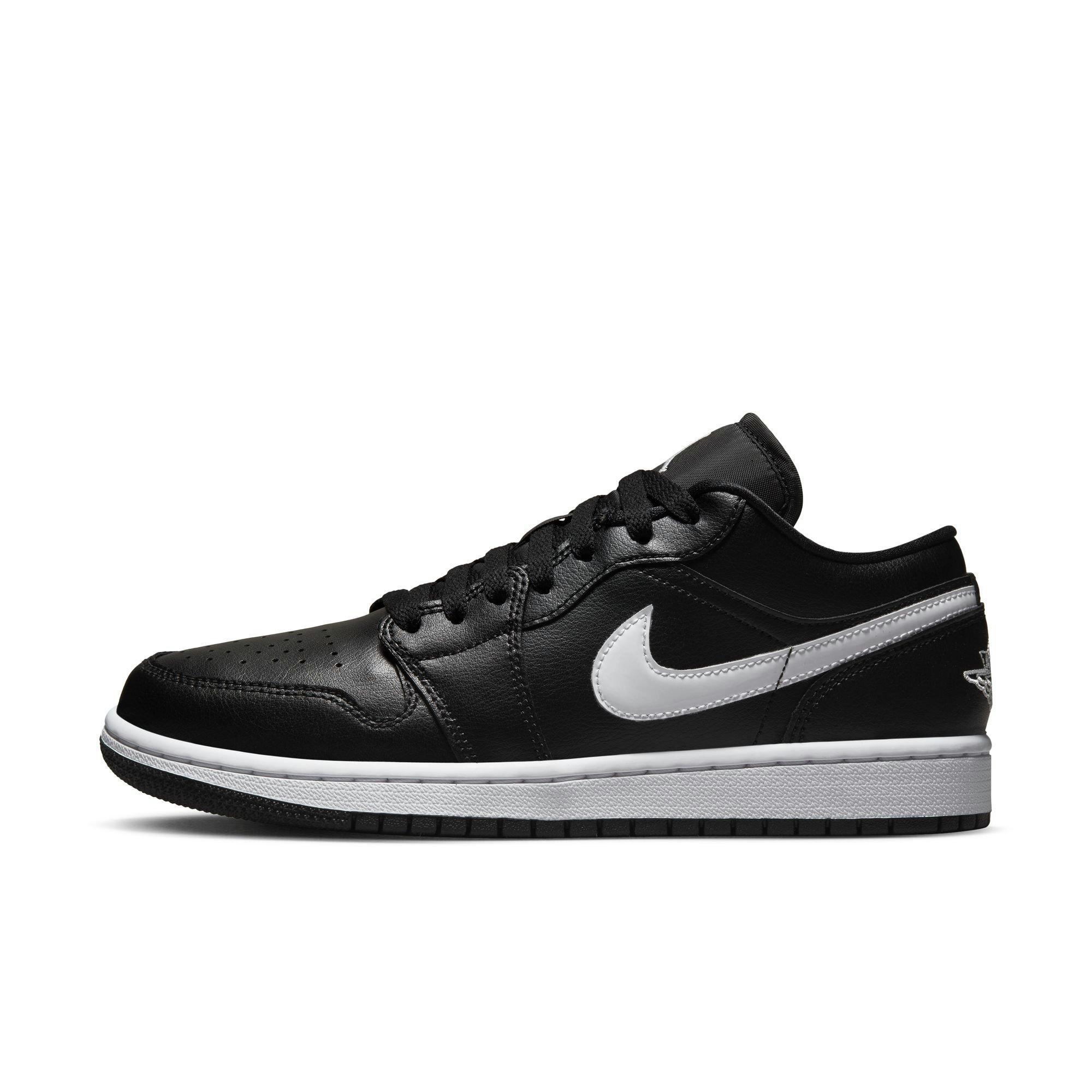 Jordan 1 Low "Black/White" Women's Shoe - BLACK/WHITE Thumbnail View 4