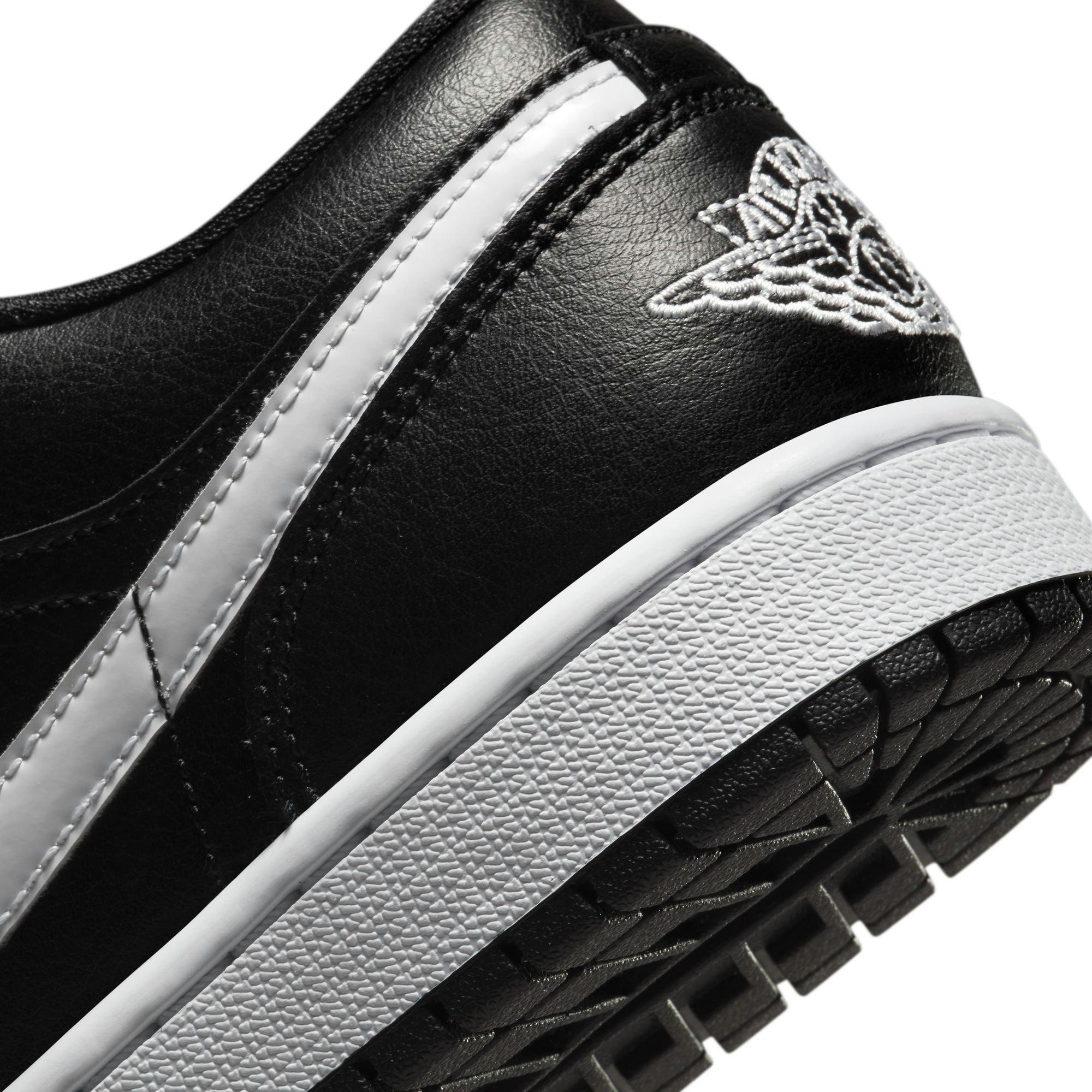 Jordan 1 Low "Black/White" Women's Shoe - BLACK/WHITE Thumbnail View 9