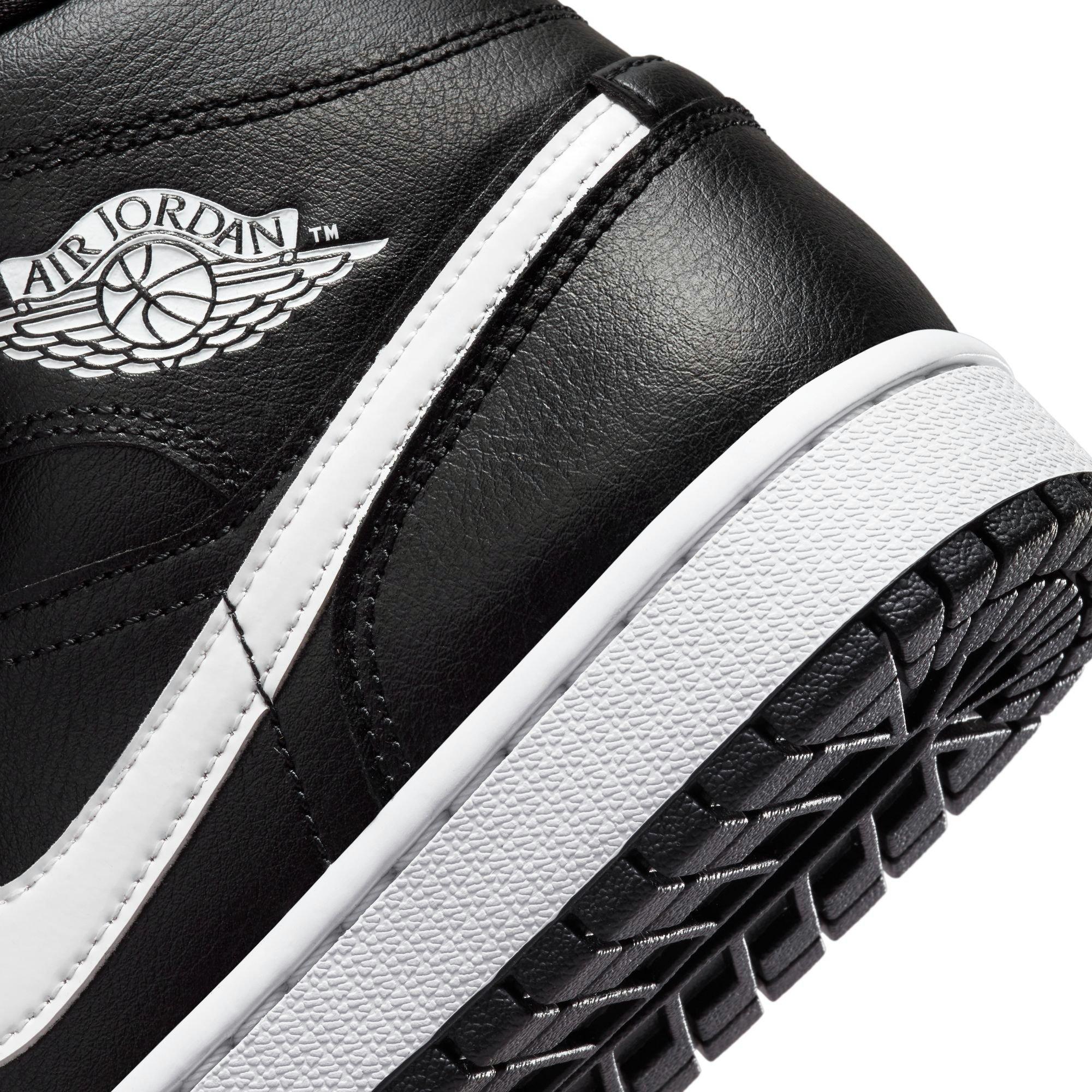 Jordan 1 Mid "Black/White" Women's Shoe - BLACK/WHITE Thumbnail View 6