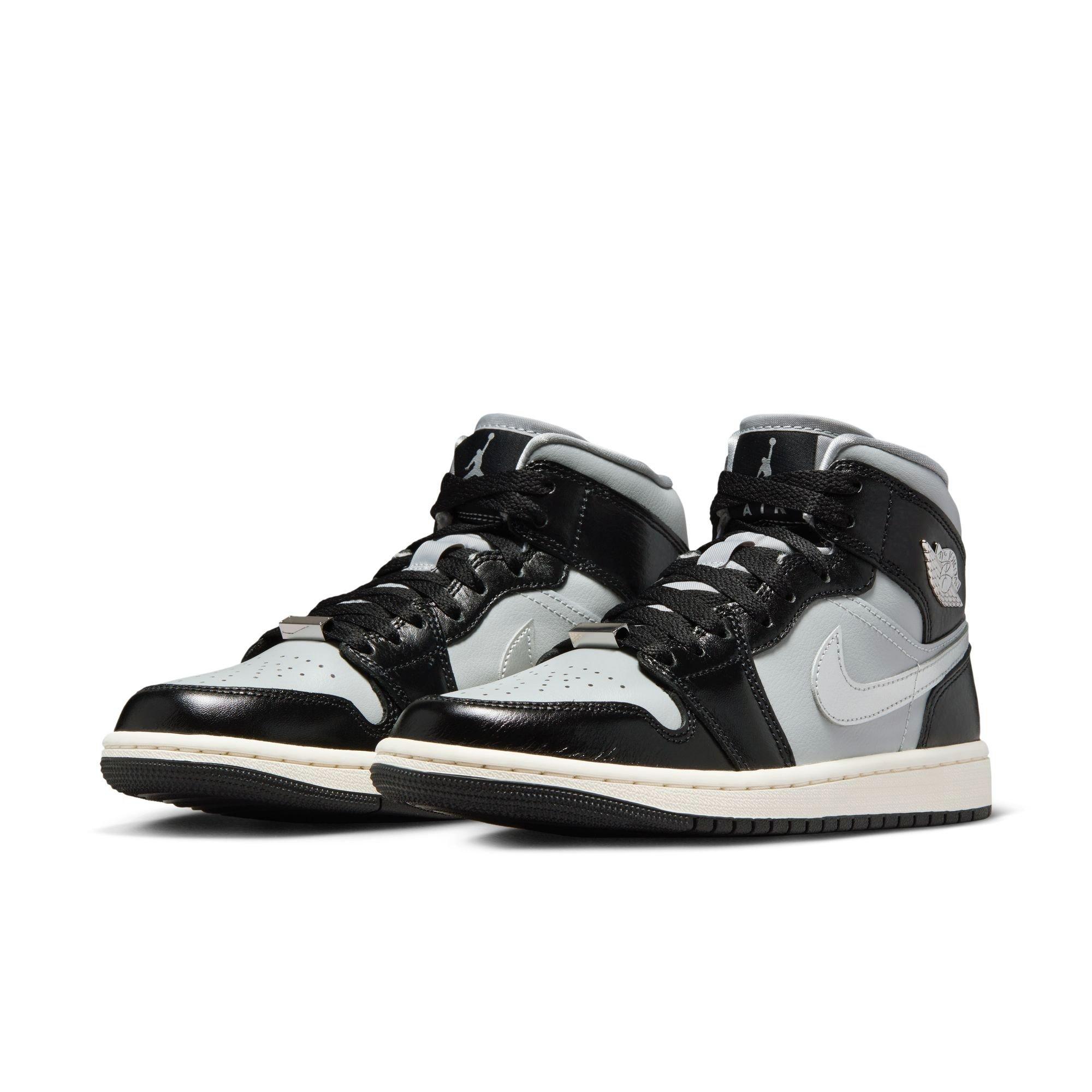 Jordan 1 Mid SE "Black/Metallic Silver/Lt Smoke Grey/Sail" Women's Shoe - BLACK/SILVER Thumbnail View 5