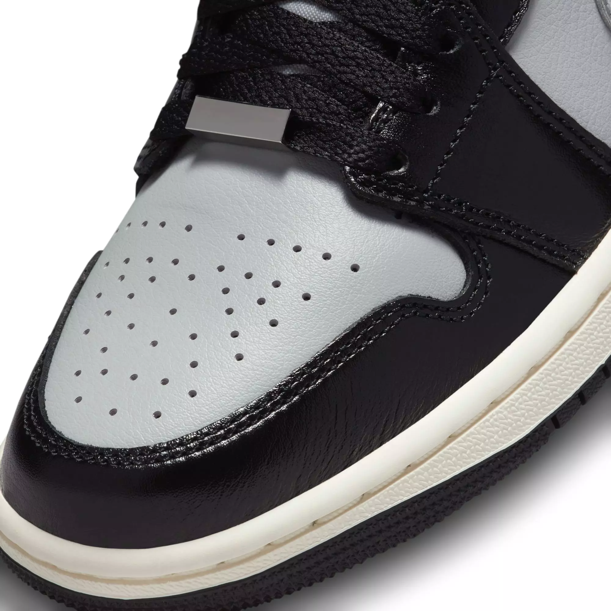 Jordan 1 Mid SE "Black/Metallic Silver/Lt Smoke Grey/Sail" Women's Shoe - BLACK/SILVER