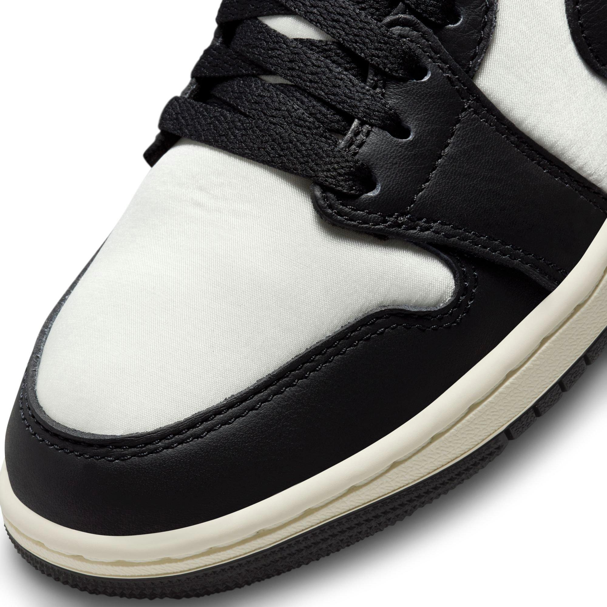 Jordan 1 Low SE "Sail/Black" Women's Shoe - OFF-WHITE/BLACK Thumbnail View 9