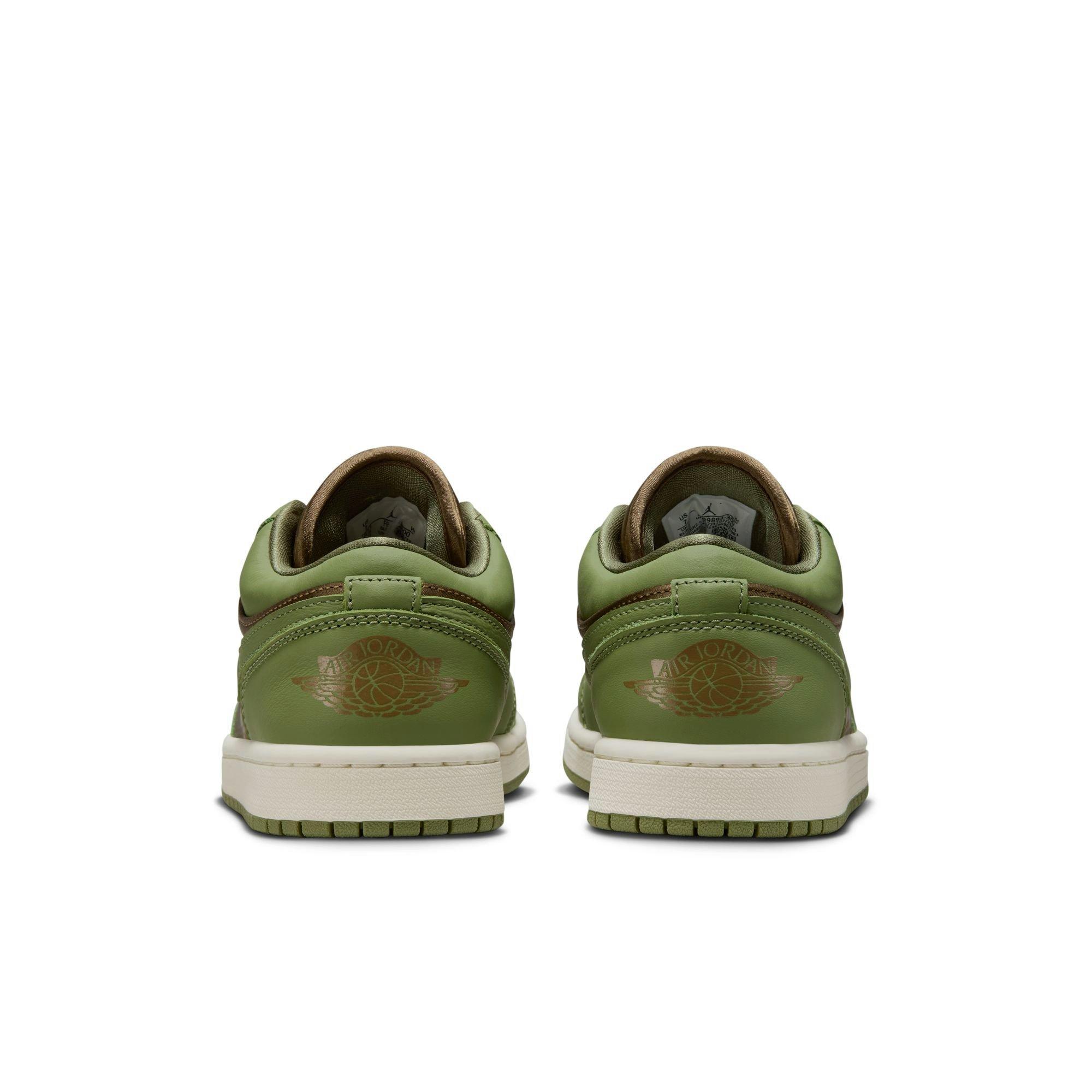 Jordan 1 Low SE "Brown Kelp/Sky J Lt Olive/Sail" Women's Shoe - BROWN/GREEN Thumbnail View 6