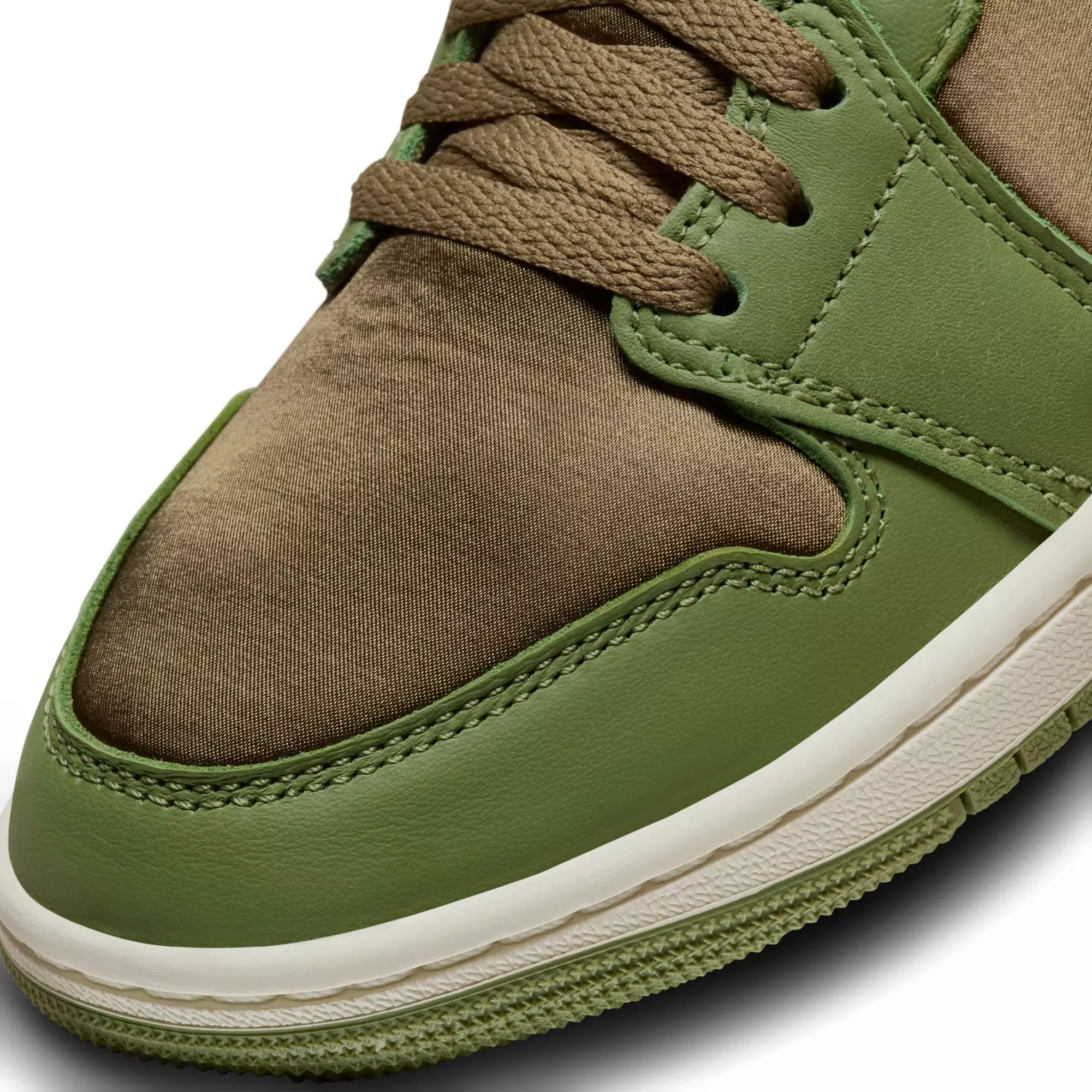 Jordan 1 Low SE "Brown Kelp/Sky J Lt Olive/Sail" Women's Shoe - BROWN/GREEN