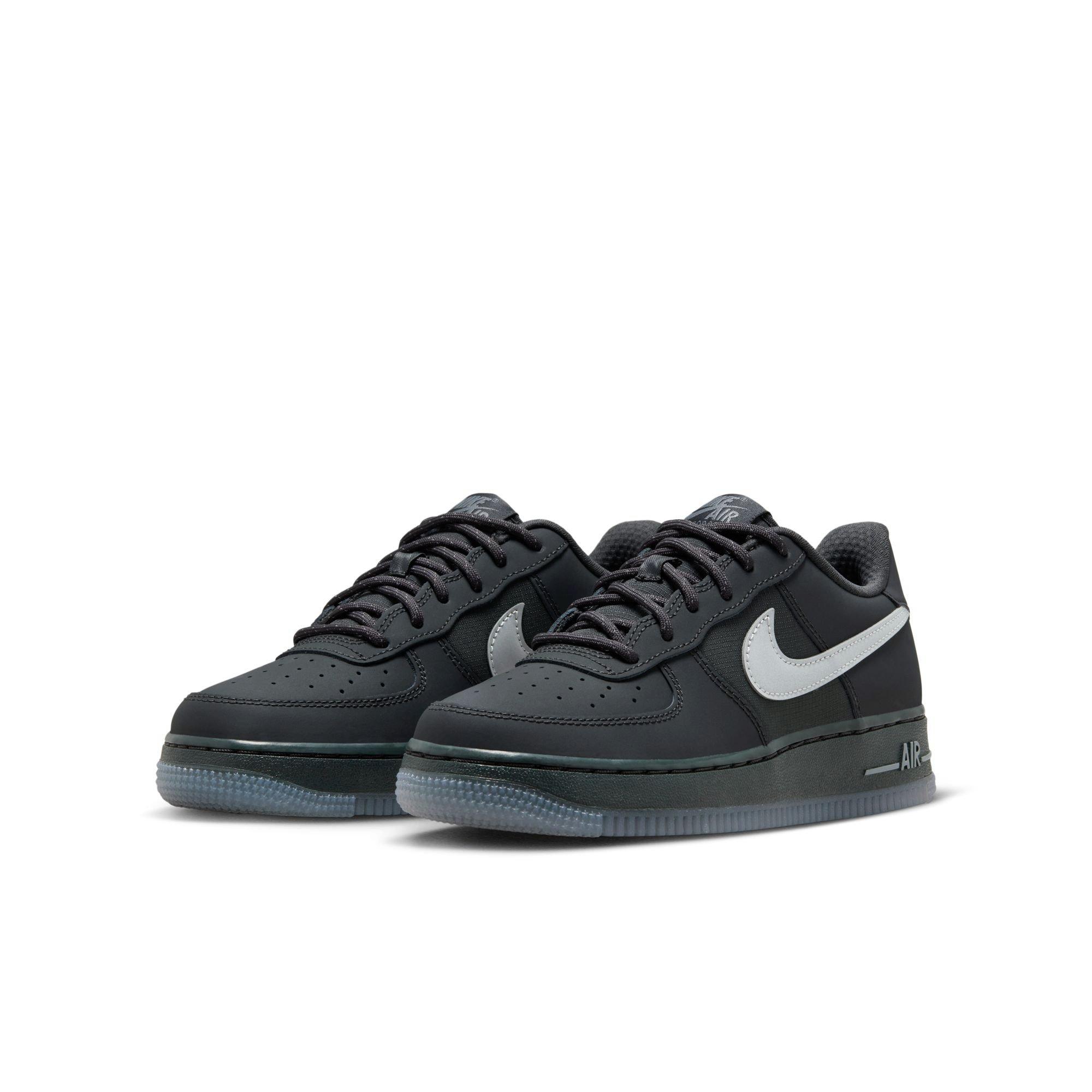 Hibbett sports clearance air forces 1