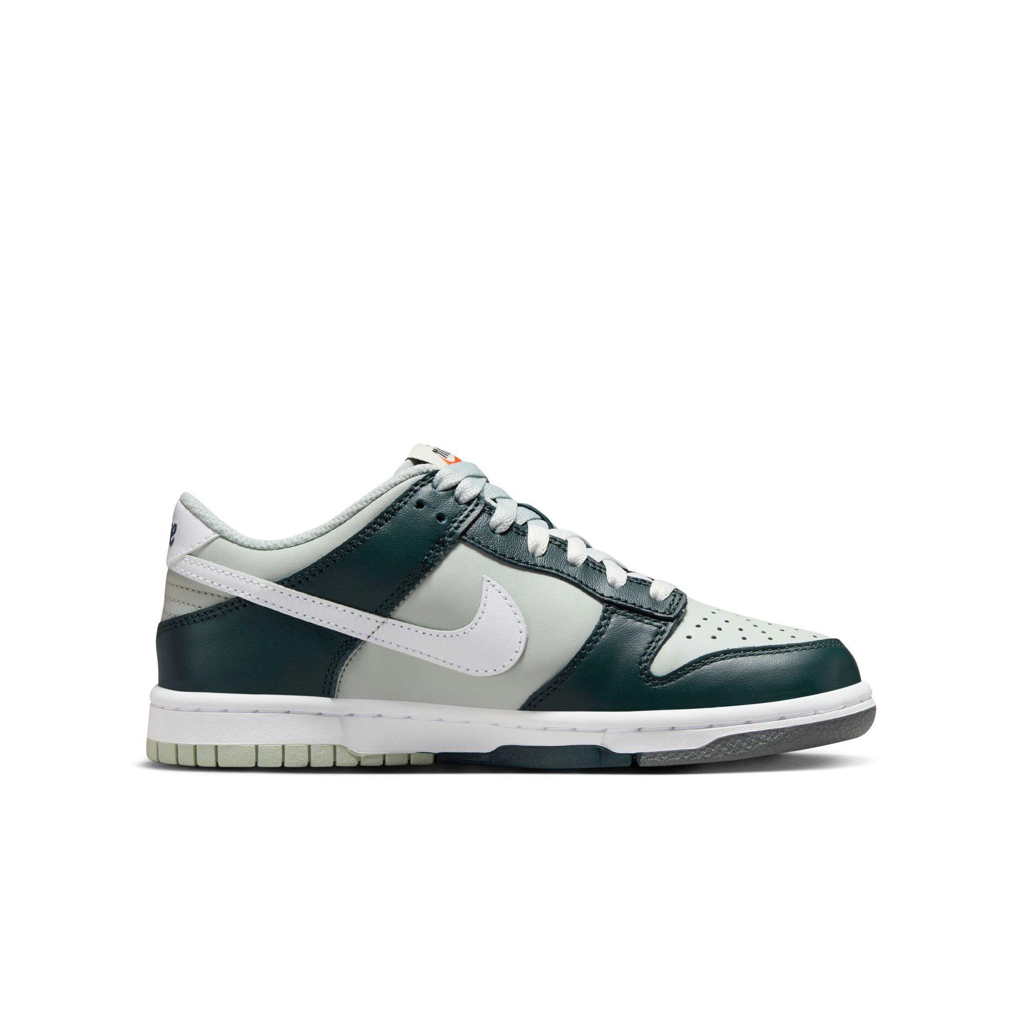 Nike Dunks Shoes & Sneakers - Hibbett