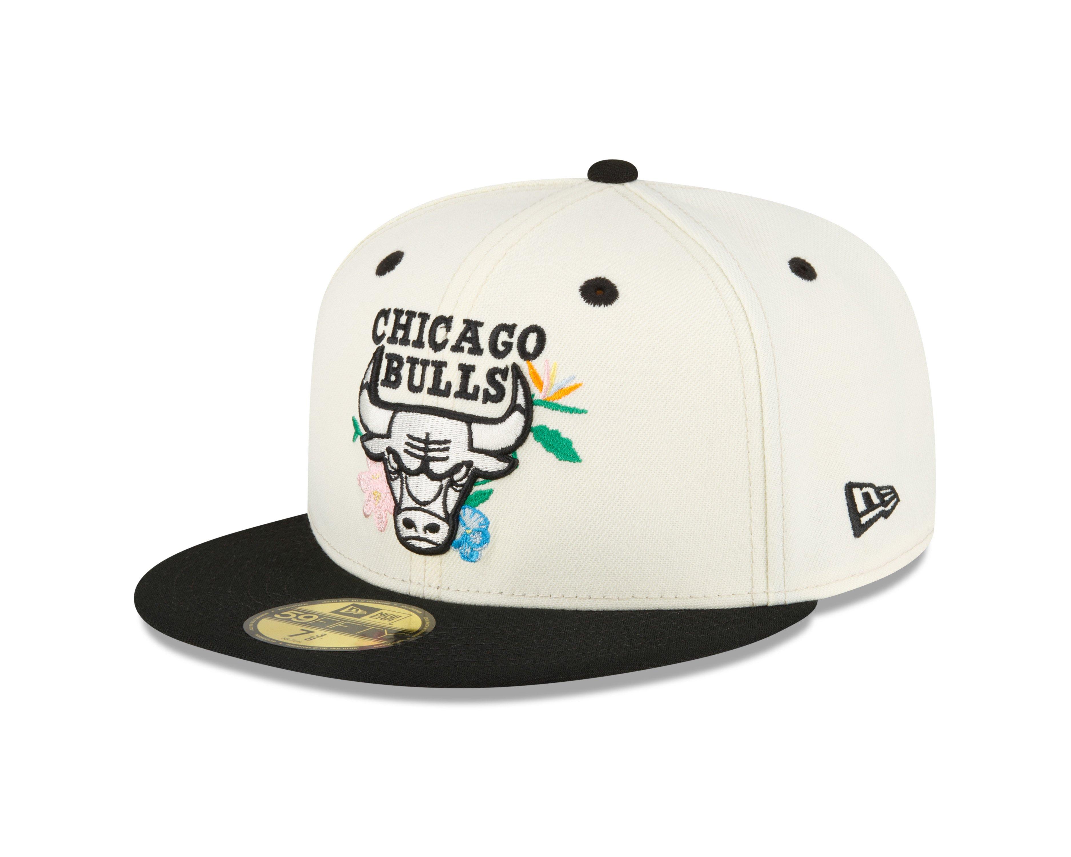 New Era Chicago Bulls 59FIFTY Floral Fitted Hat-Chrome/White