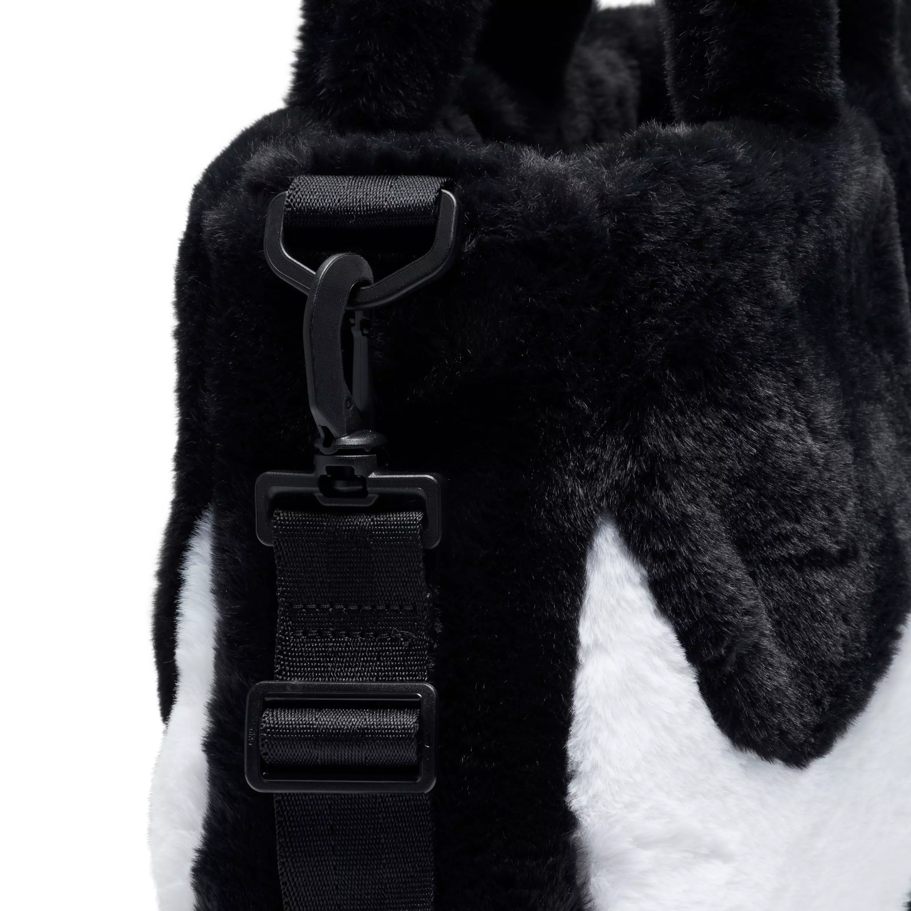 Nike Women's Sportswear Faux Fur Tote Bag-Black - BLACK