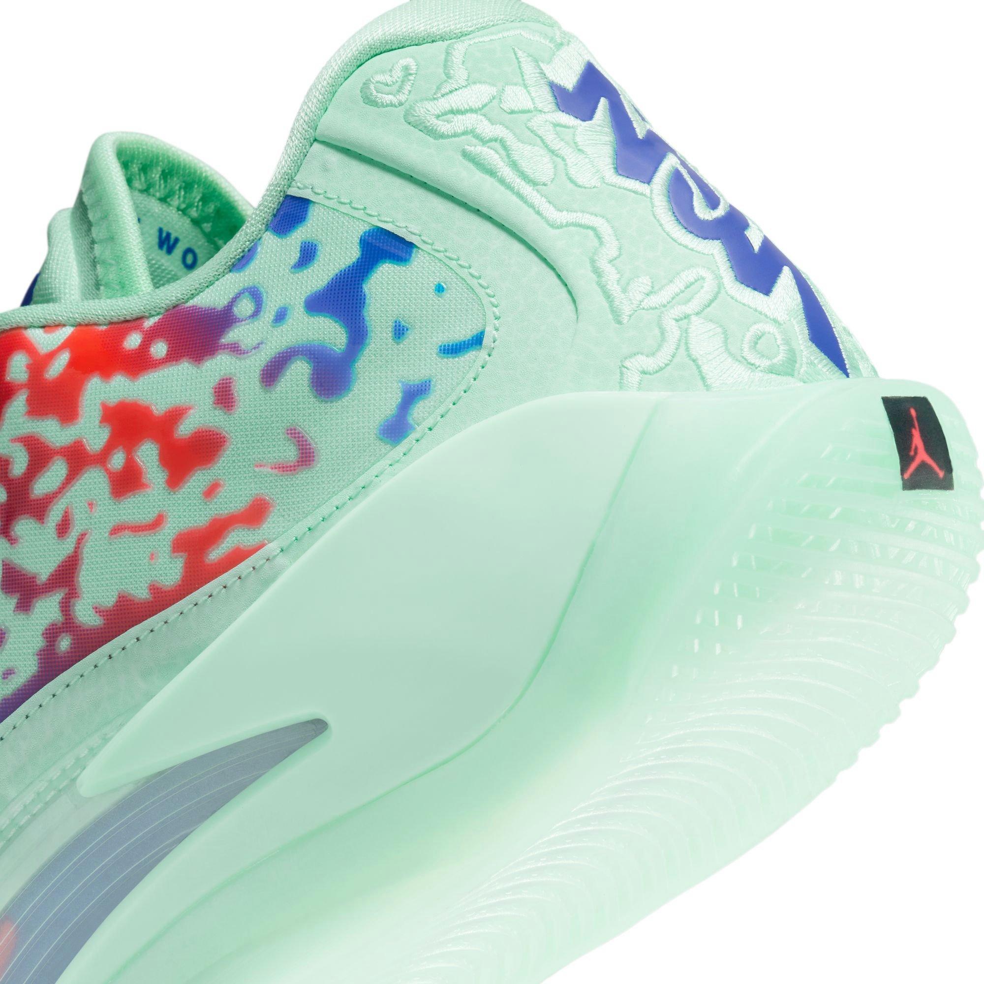 Jordan Zion 3 "Mud, Sweat, Tears" Men's Basketball Shoe -  MINT FOAM/CONCORD/PSYCHIC PURPLE Thumbnail View 6