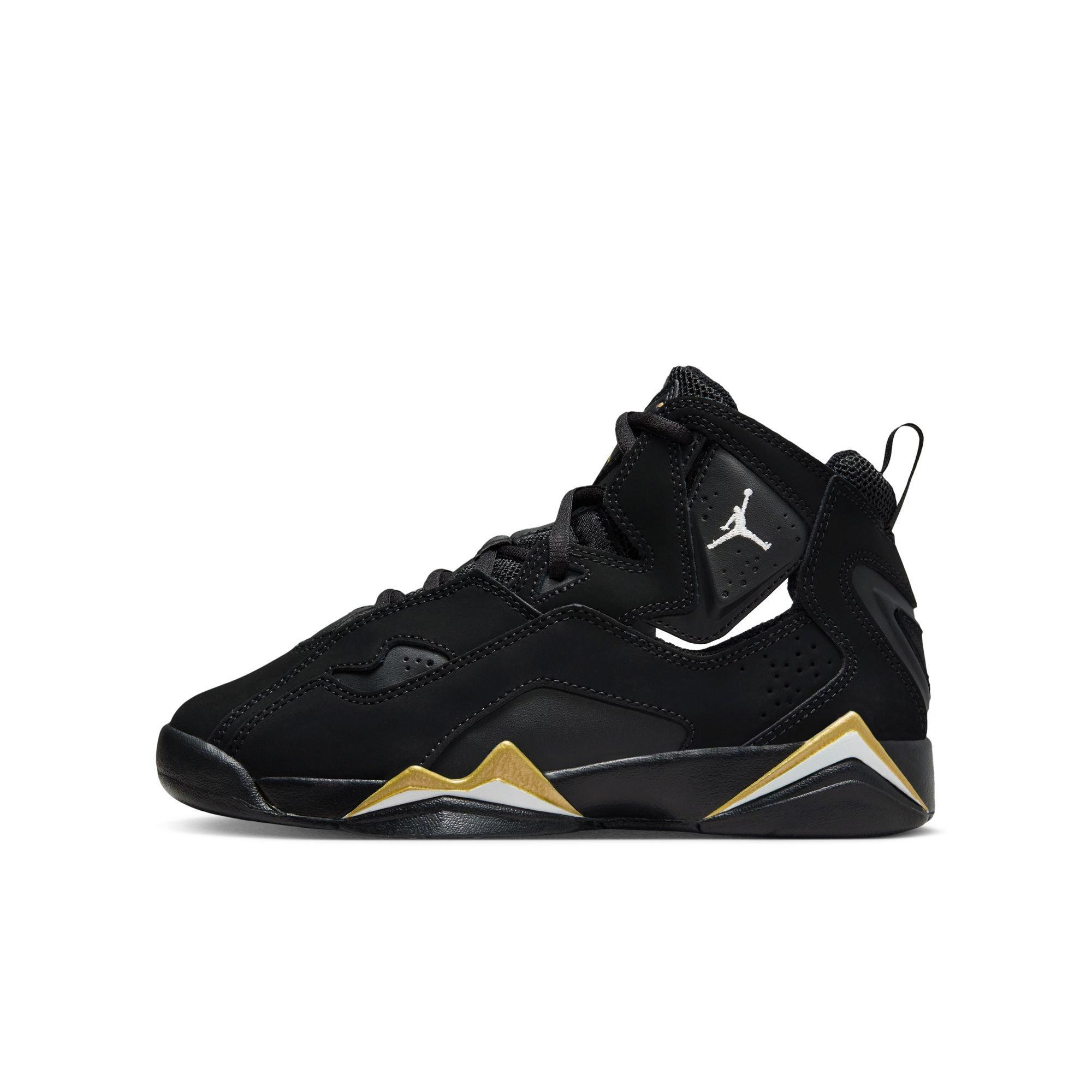 Jordan True Flight "Black/White/Metallic Gold" Grade School Boys' Shoe - BLACK/GOLD Thumbnail View 3
