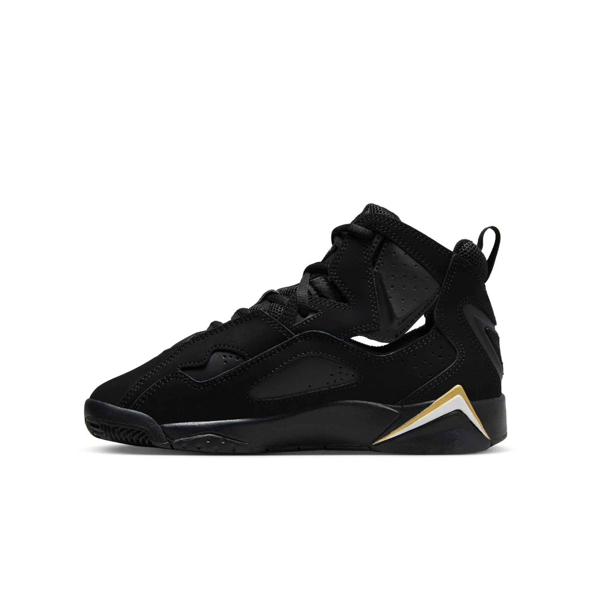 Jordan True Flight "Black/White/Metallic Gold" Grade School Boys' Shoe - BLACK/GOLD Thumbnail View 4