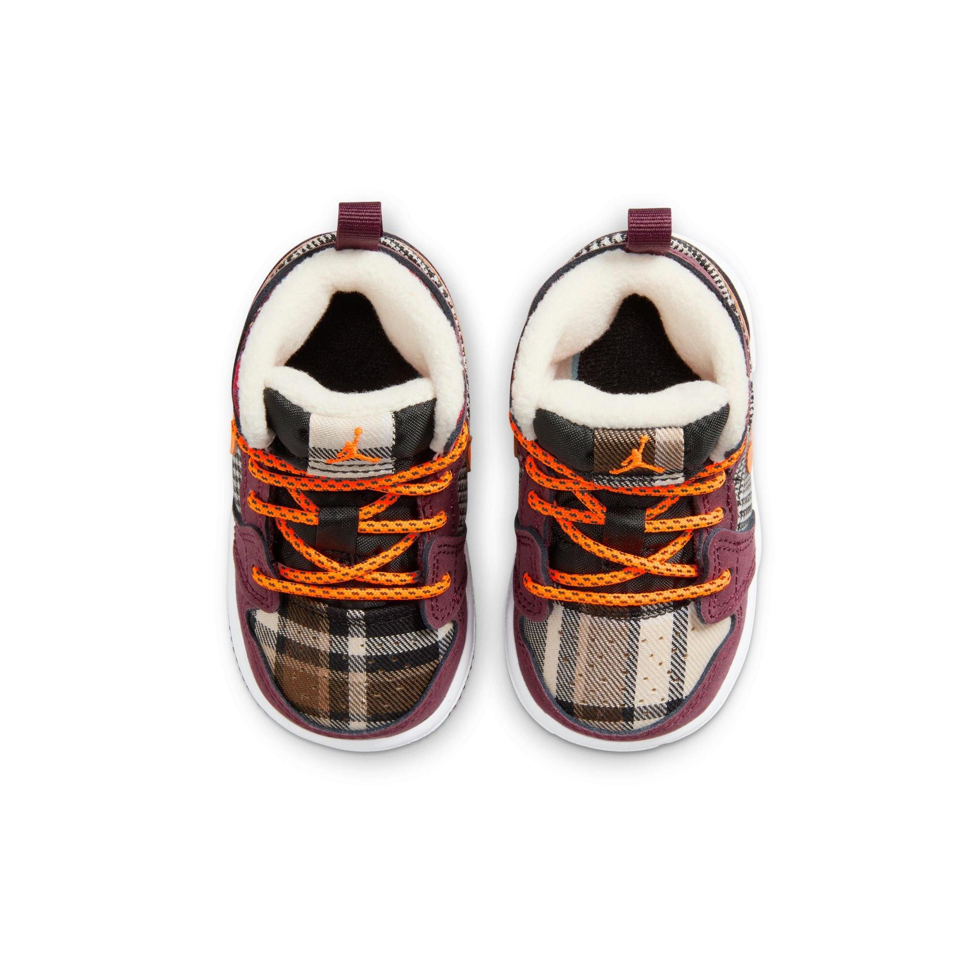 Jordan 1 Mid SE "Night Maroon/Total Orange/Black/White" Toddler Kids' Shoe - BLACK/ORANGE Thumbnail View 7