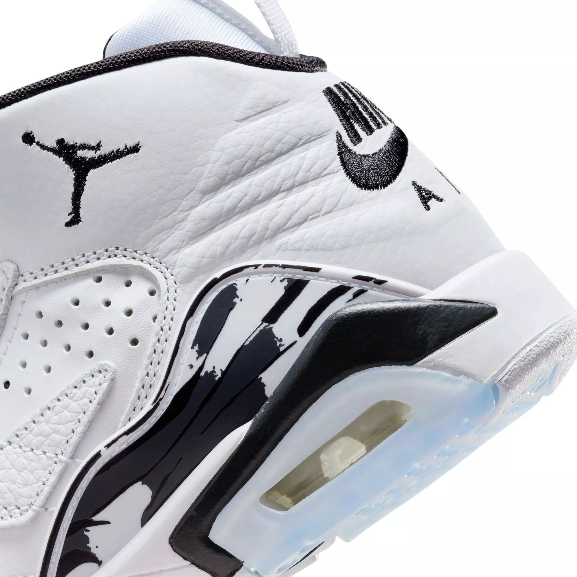Jordan MVP "White/Black/Off Noir" Grade School Boys' Shoe - WHITE/BLACK