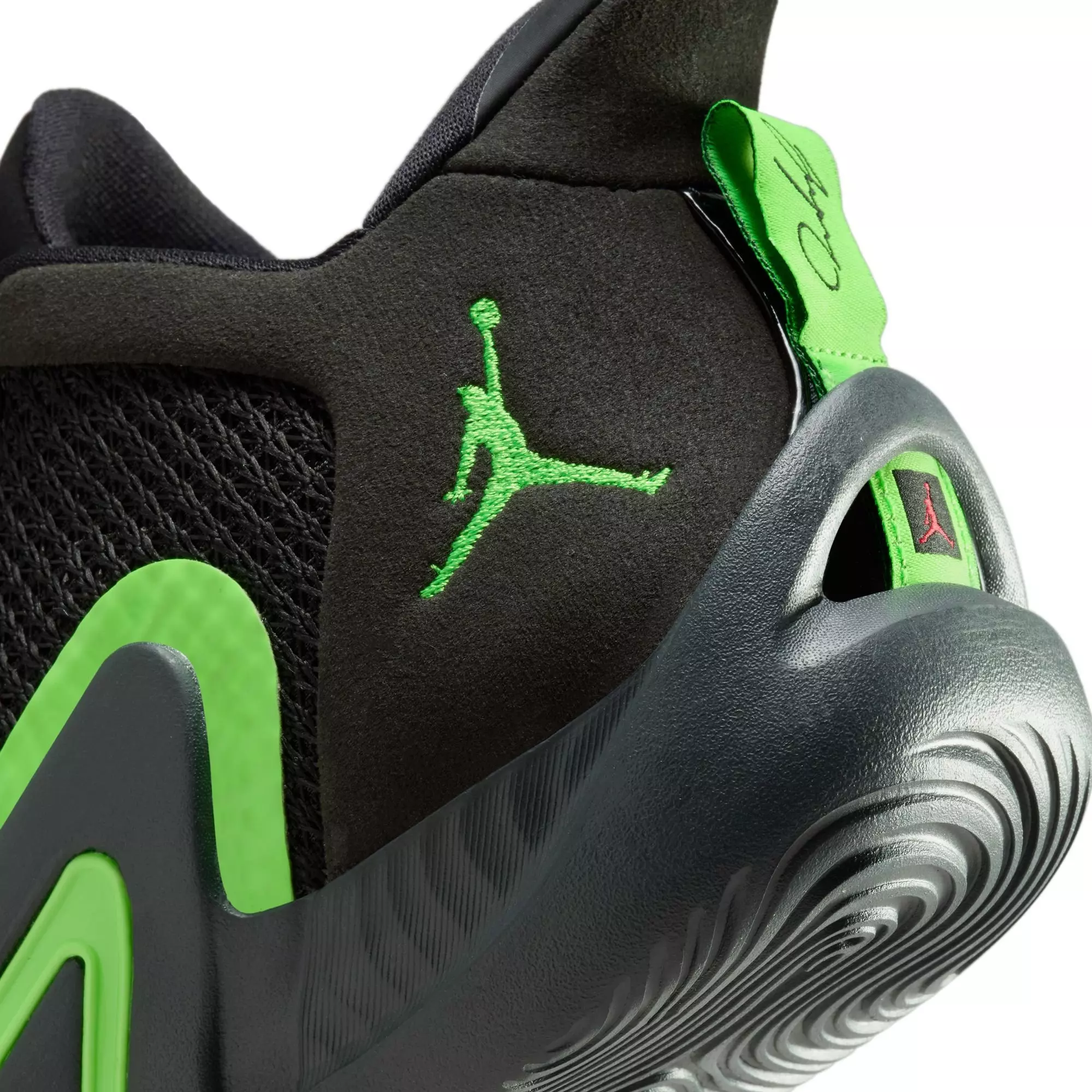 Jordan Tatum 1 "Black/Green Strike/Anthracite" Grade School Kids' Basketball Shoe - BLACK/GREEN STRIKE/ANTHRACITE