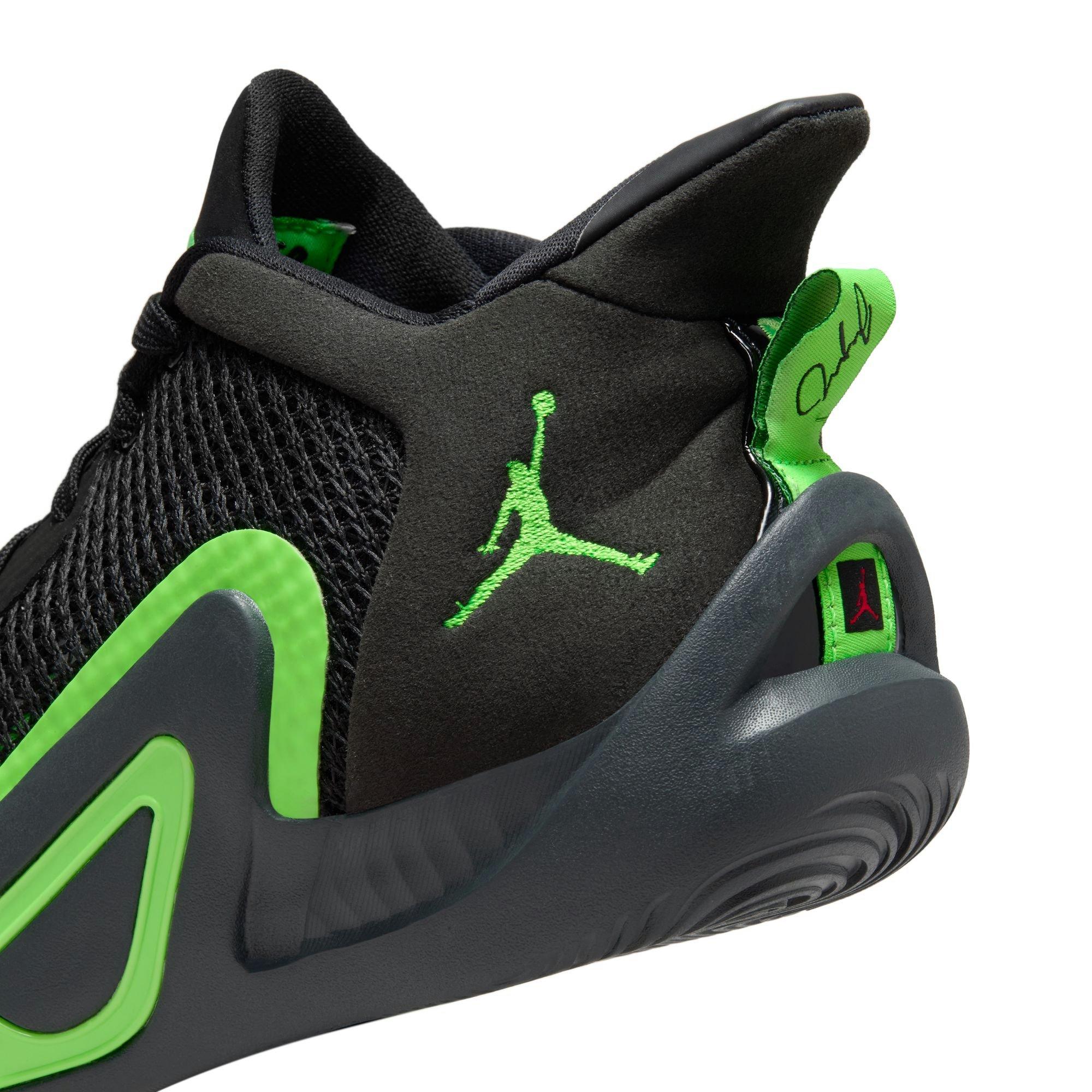 Jordan Tatum 1 "Black/Green Strike/Anthracite" Grade School Kids' Basketball Shoe - BLACK/GREEN STRIKE/ANTHRACITE Thumbnail View 6