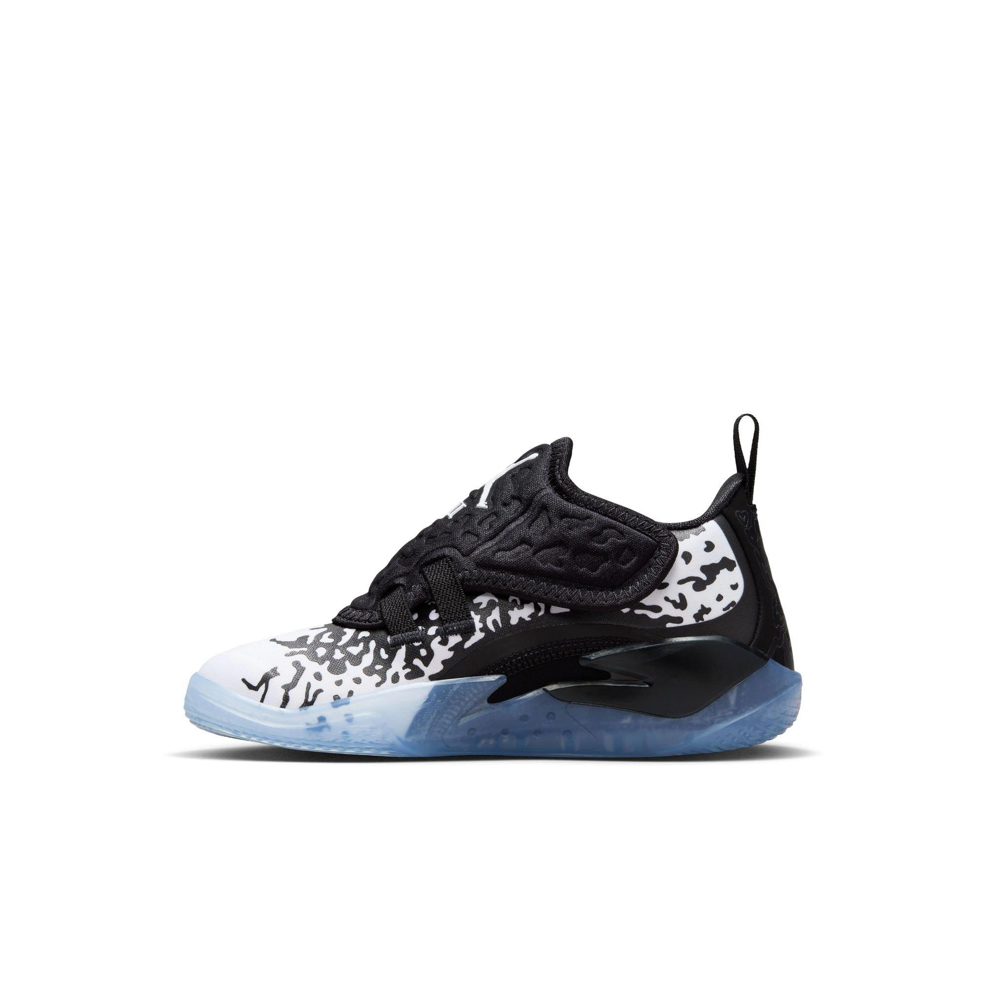 Jordan Zion 3 "Black/White" Preschool Kids' Basketball Shoe - BLACK/WHITE/LASER ORANGE Thumbnail View 8