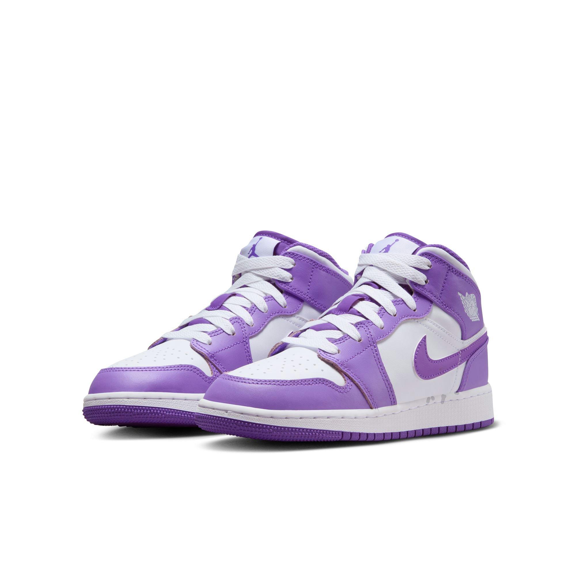 Jordan mid outlet purple