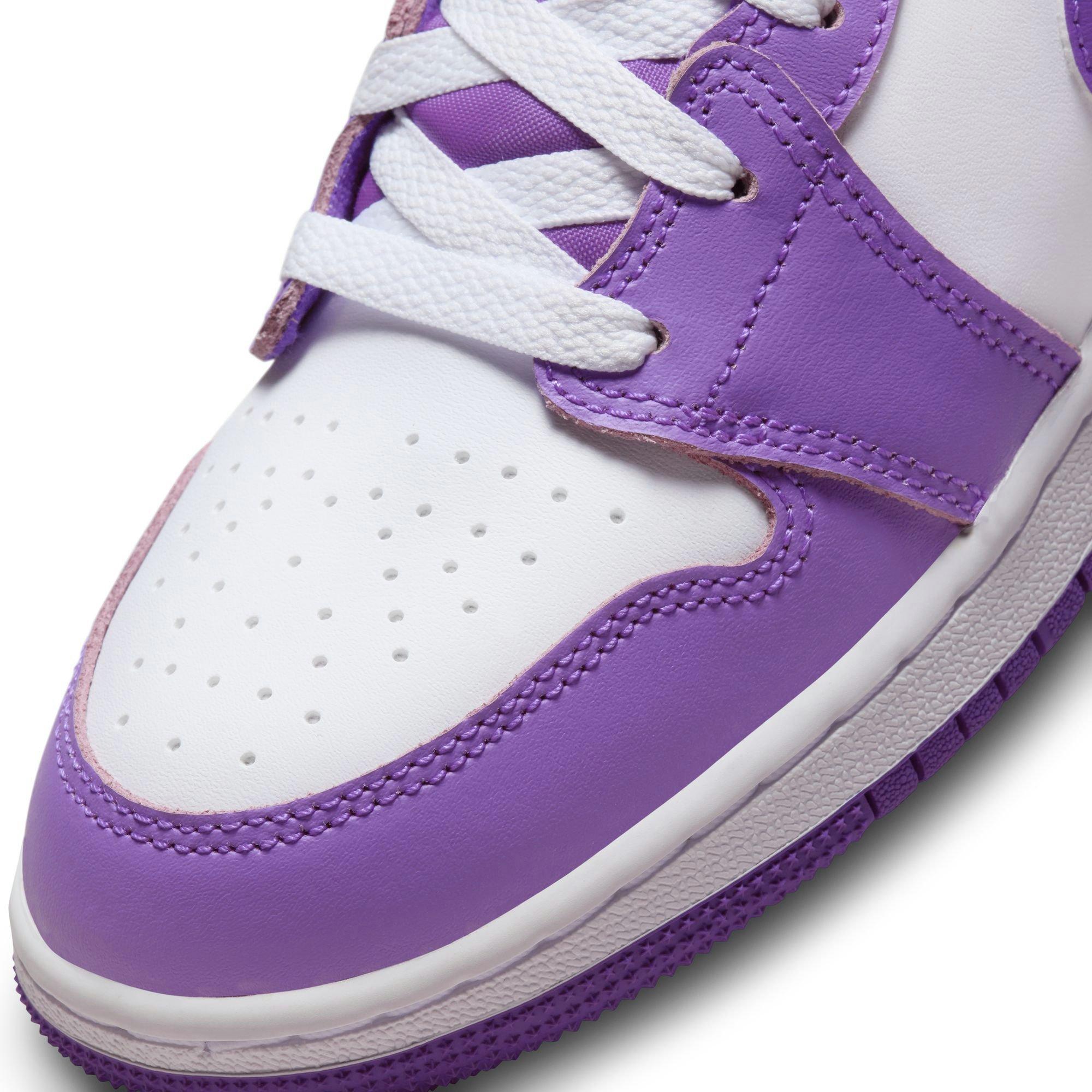 Purple girl hot sale jordans shoes