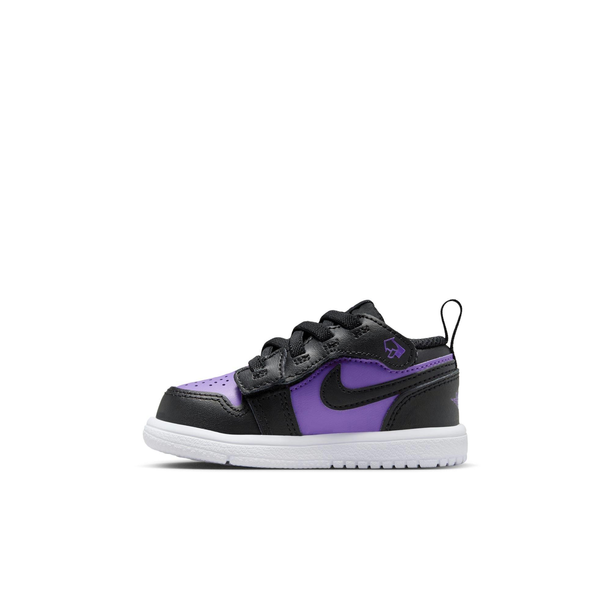 Jordan 1 Low Alt "Purple Venom/Black/White" Toddler Girls' Shoe - BLACK/PURPLE Thumbnail View 4