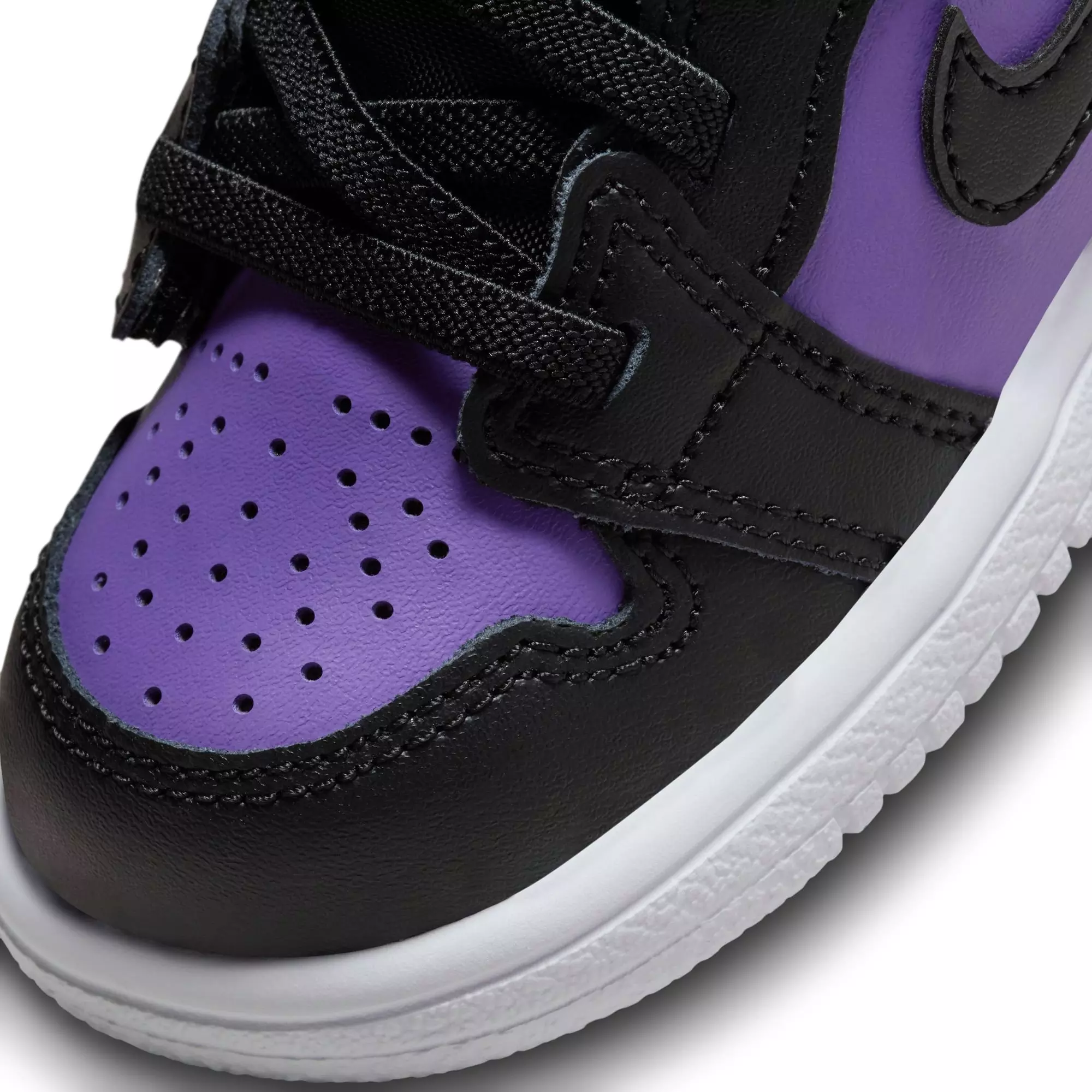 Jordan 1 Low Alt "Purple Venom/Black/White" Toddler Girls' Shoe - BLACK/PURPLE