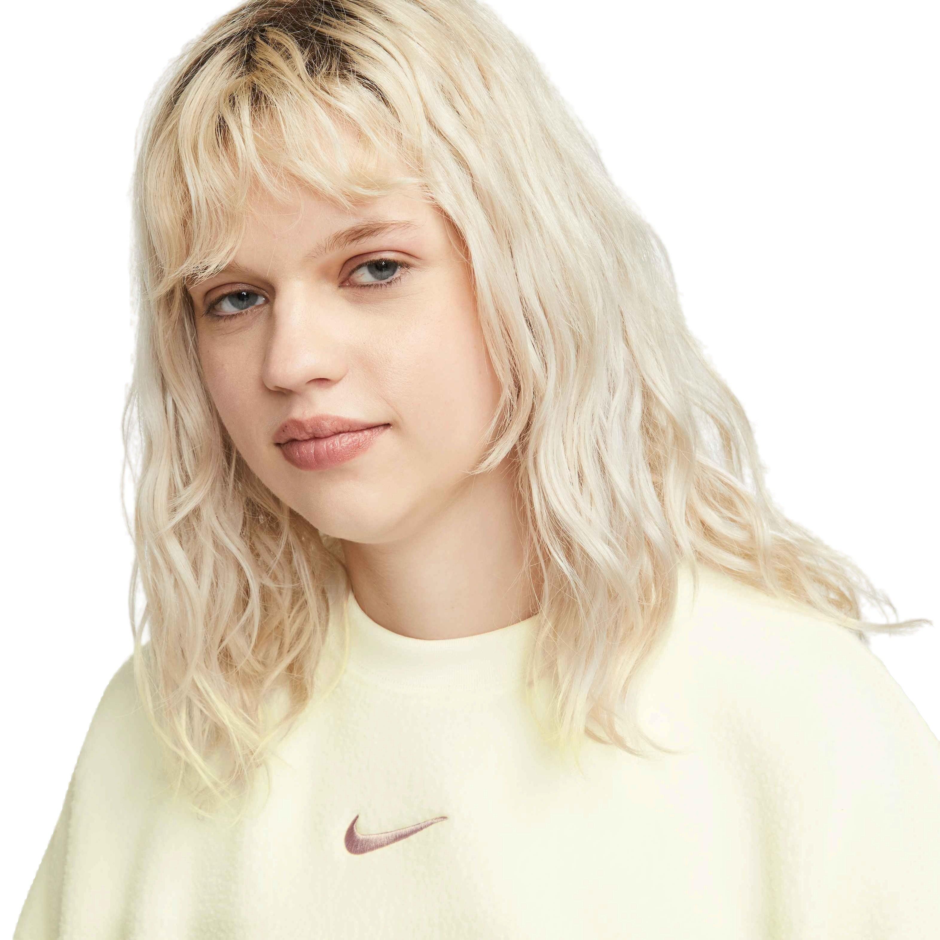 Nike Women's Sportswear Plush Mod Crop Crew Sweatshirt - Sail - SAIL Thumbnail View 3