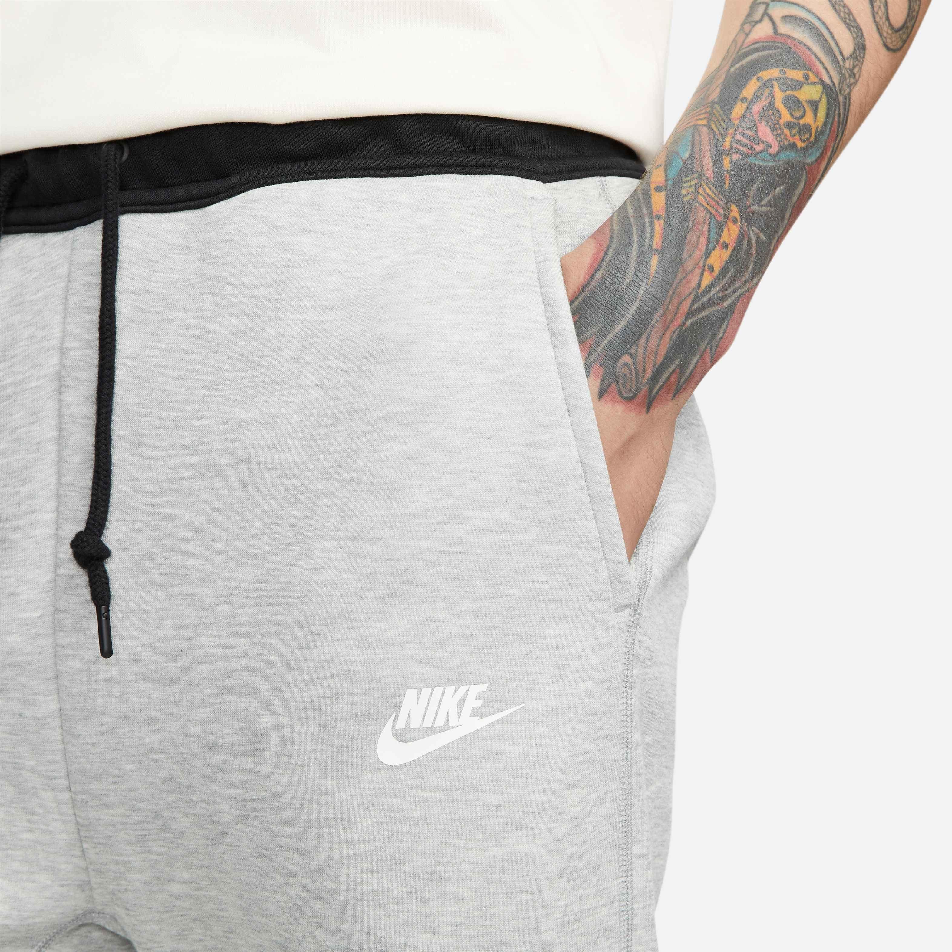 Nike Men's Tech Fleece Bottoms - Black/Grey - BLACK/GREY Thumbnail View 3