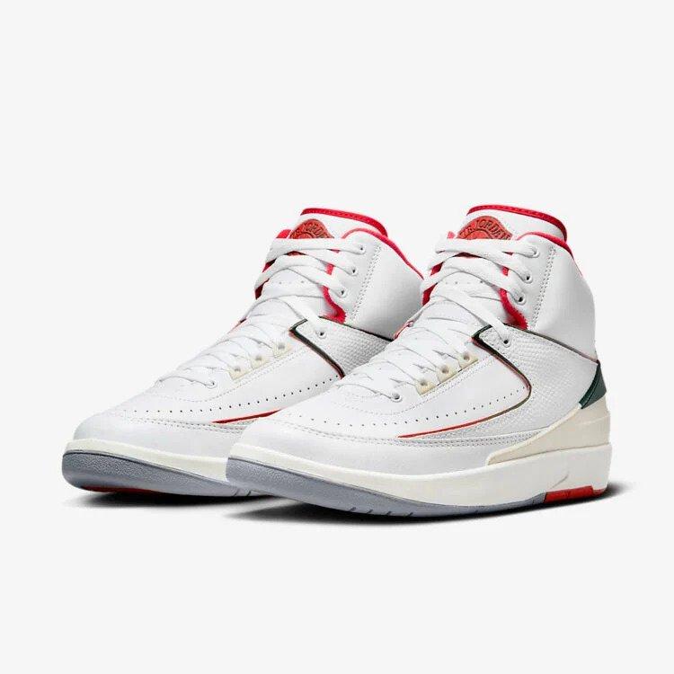 Jordan 2 Retro "Italy" Grade School Kids' Shoe - WHITE/FIRE RED/FIR Thumbnail View 5
