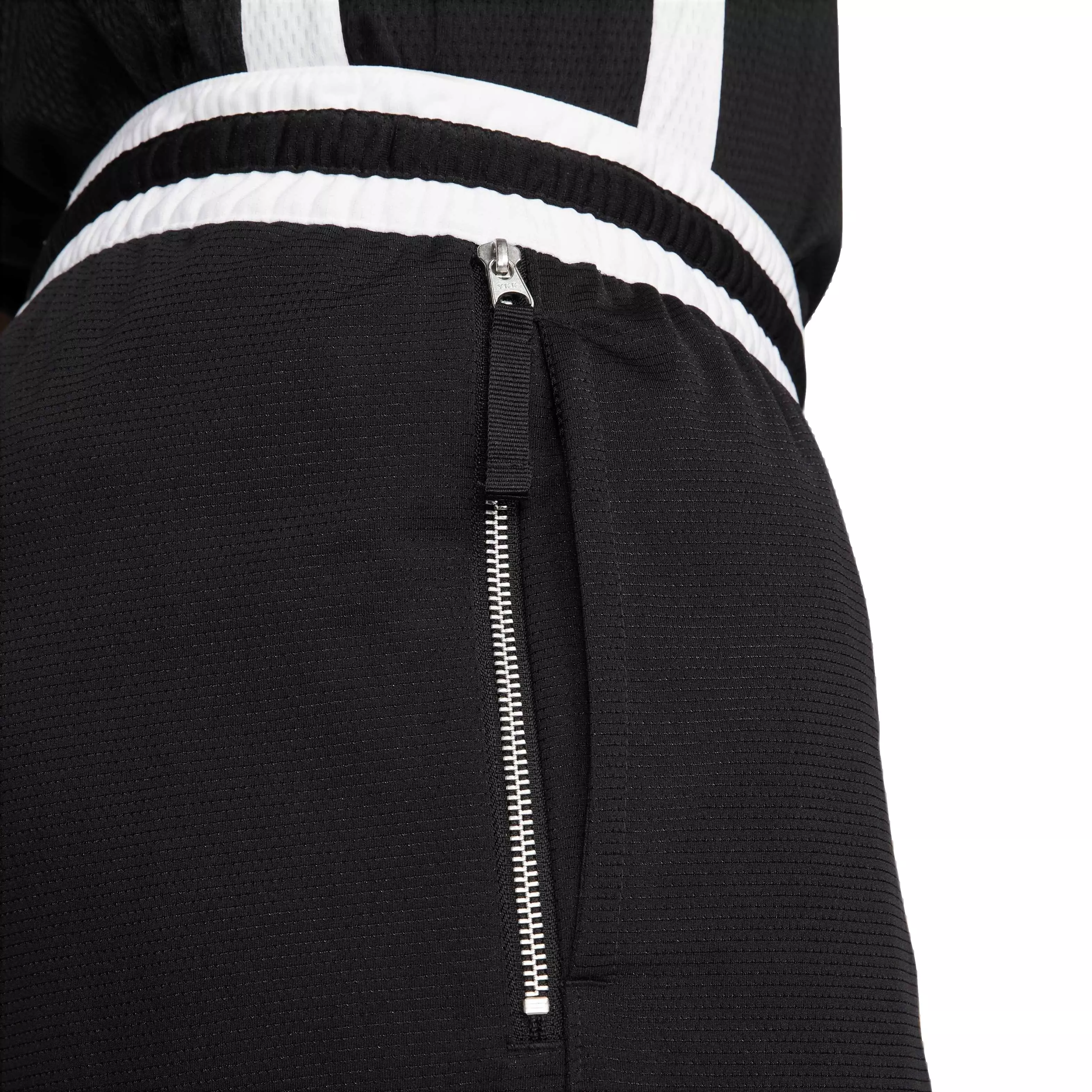 Nike Men's Dri-FIT DNA 6" Basketball Shorts-Black - BLACK