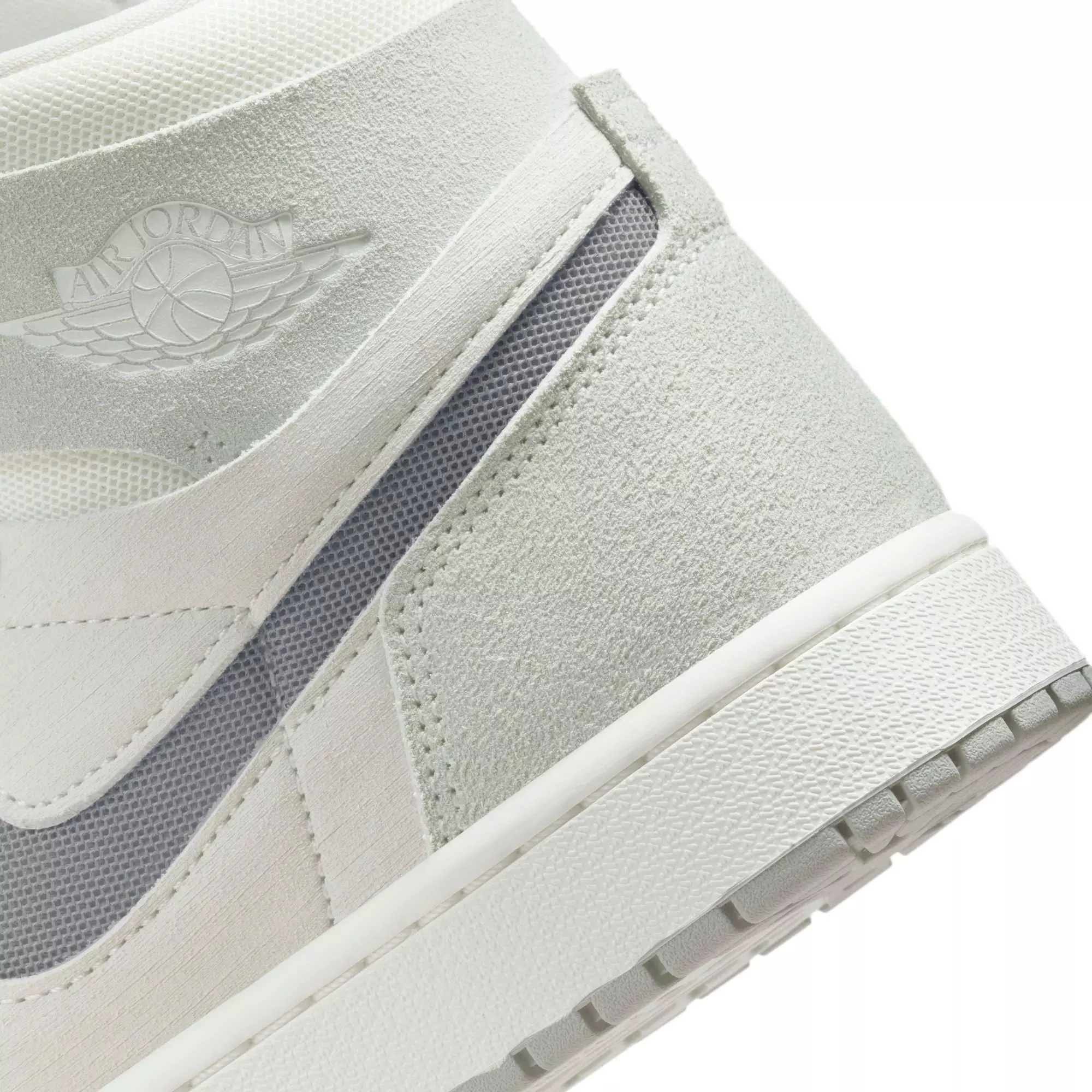 Jordan 1 Zoom CMFT 2 "Summit White/Particle Grey/Light Silver" Men's Shoe - WHITE/GREY