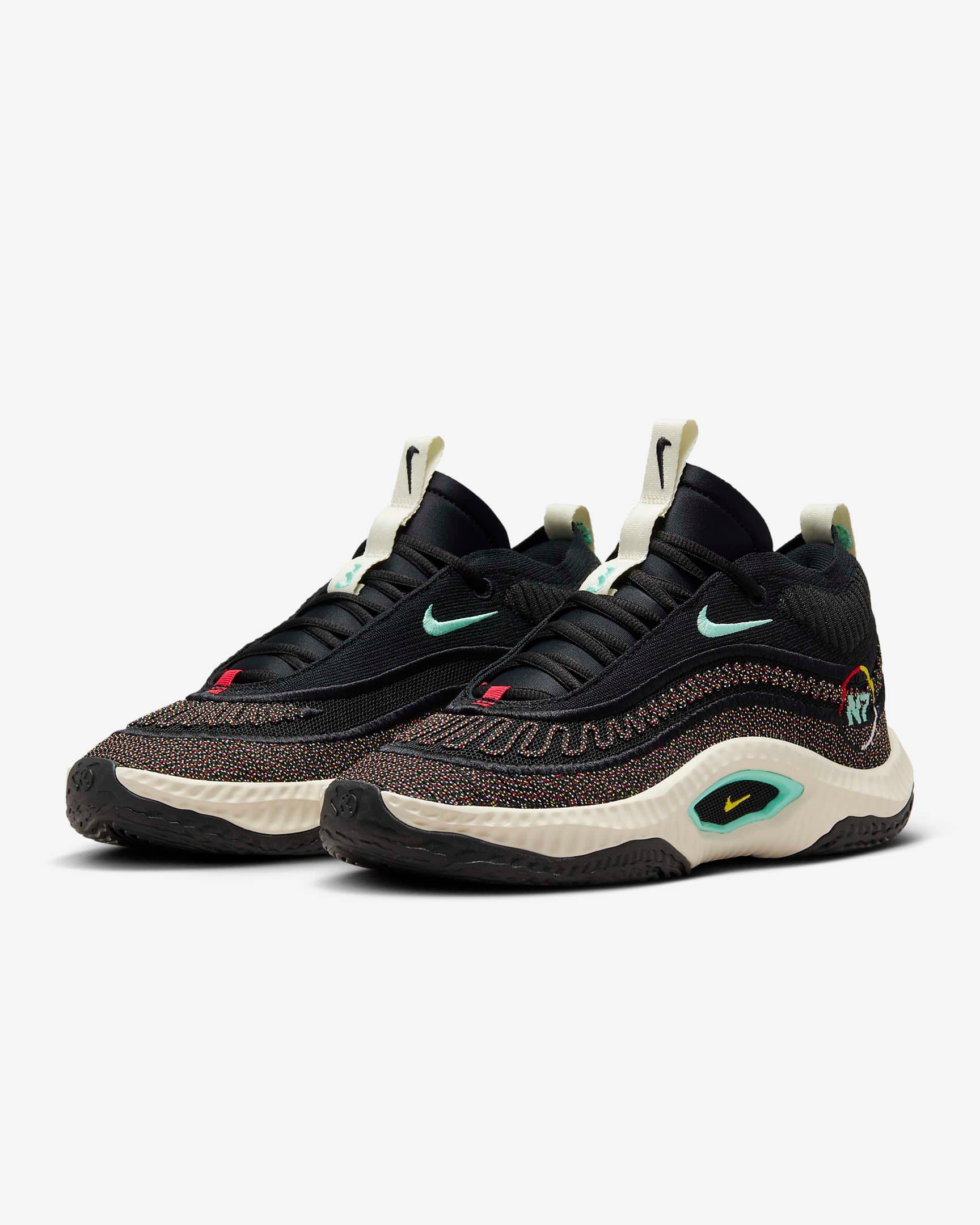 NIKE INC Cosmic Unity 3 Men display picture 2