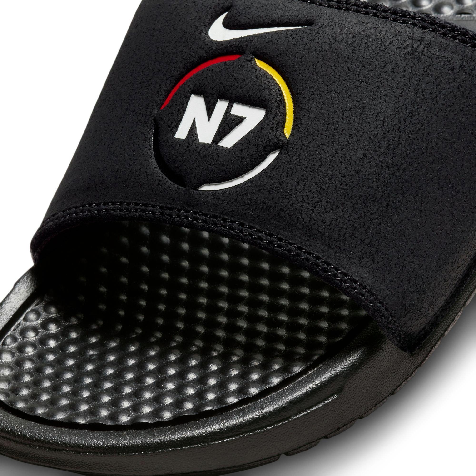 Nike benassi n7 new arrivals