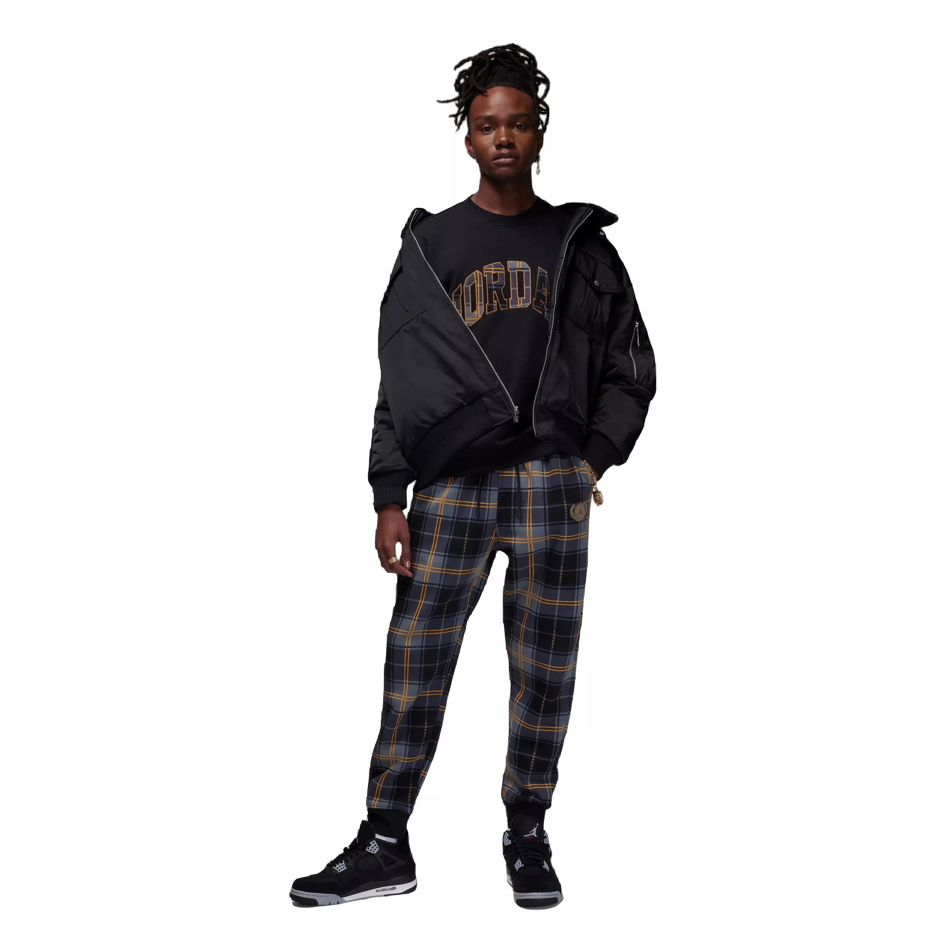 Jordan Men's Essential Holiday Fleece Crew - BLACK/GOLD