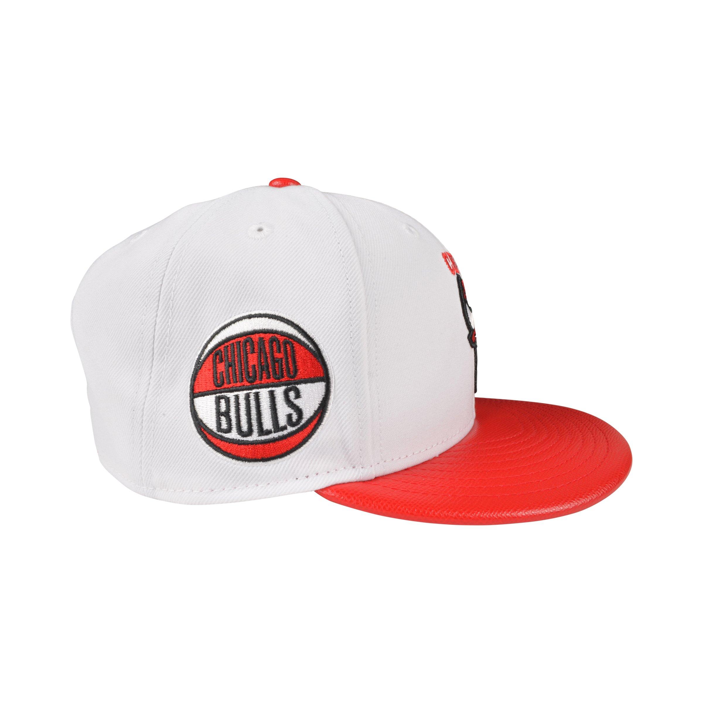 New Era Chicago Bulls 9FIFTY 12 Retro "Cherry" Snapback-White/Red - WHITE/RED Thumbnail View 3