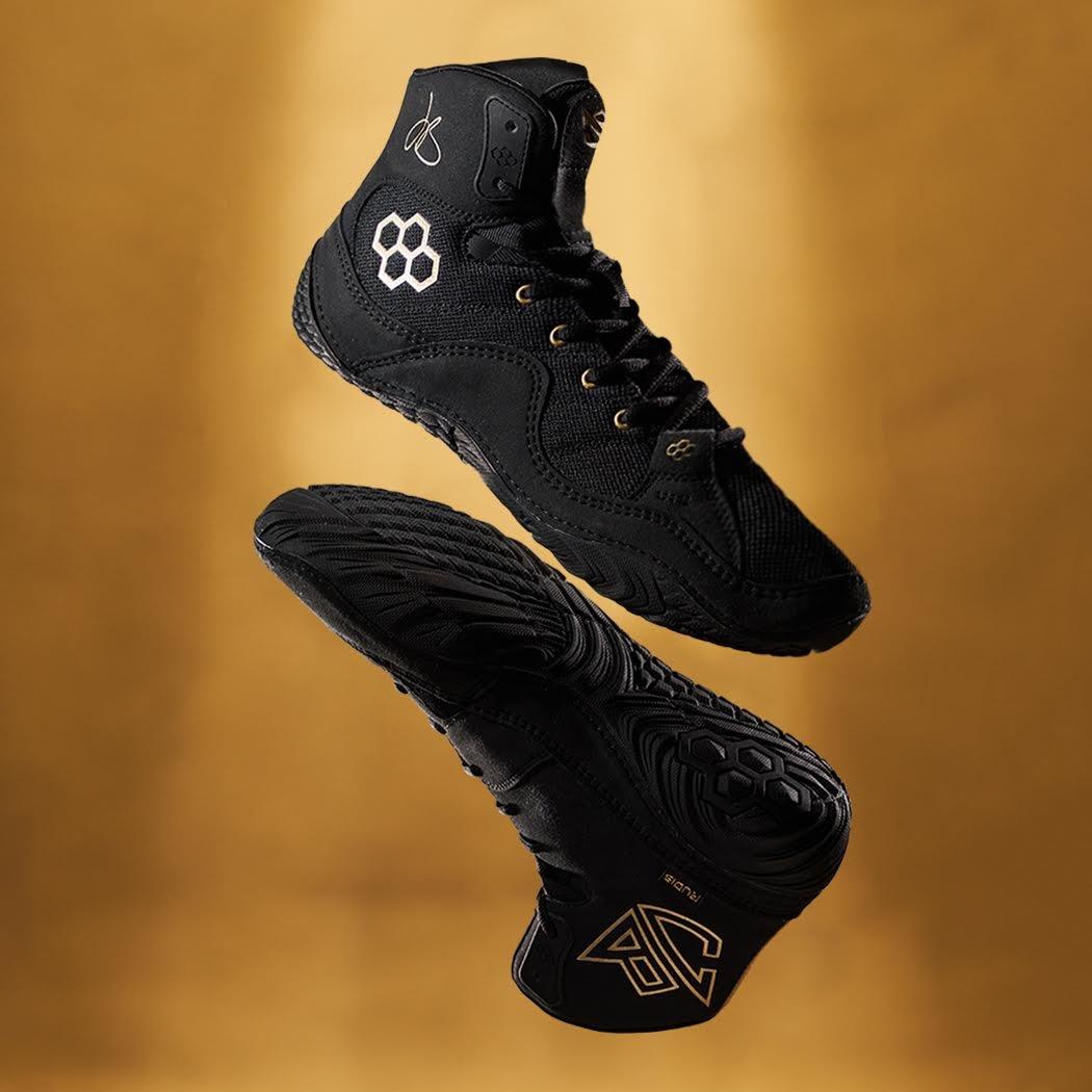 Rudis Jordan Burroughs JB1 "All I See Is Gold" Grade School Kids' Wrestling Shoe - BLACK/GOLD Thumbnail View 4