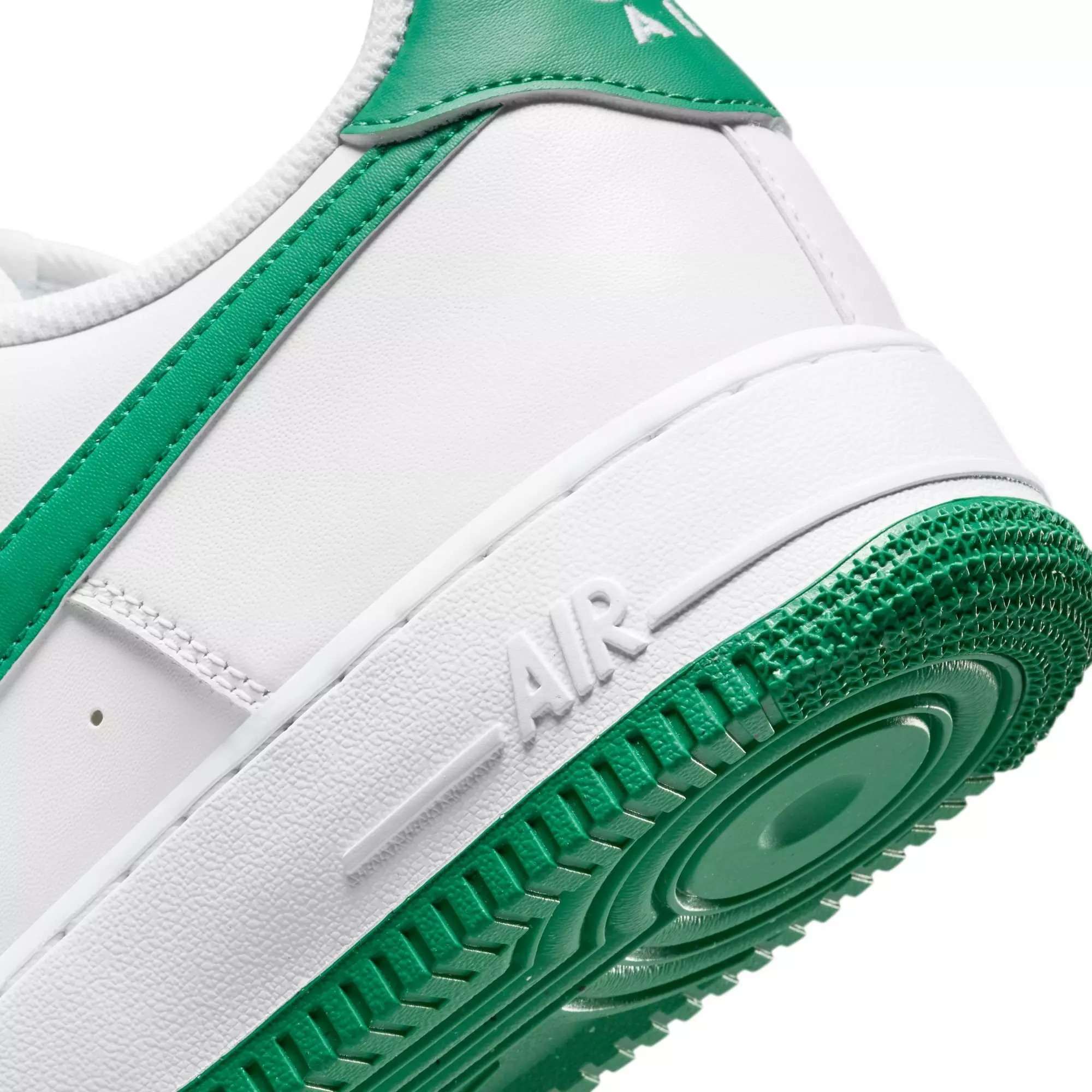 Nike Air Force 1 '07 "White/Malachite" Men's Shoe - WHITE/GREEN