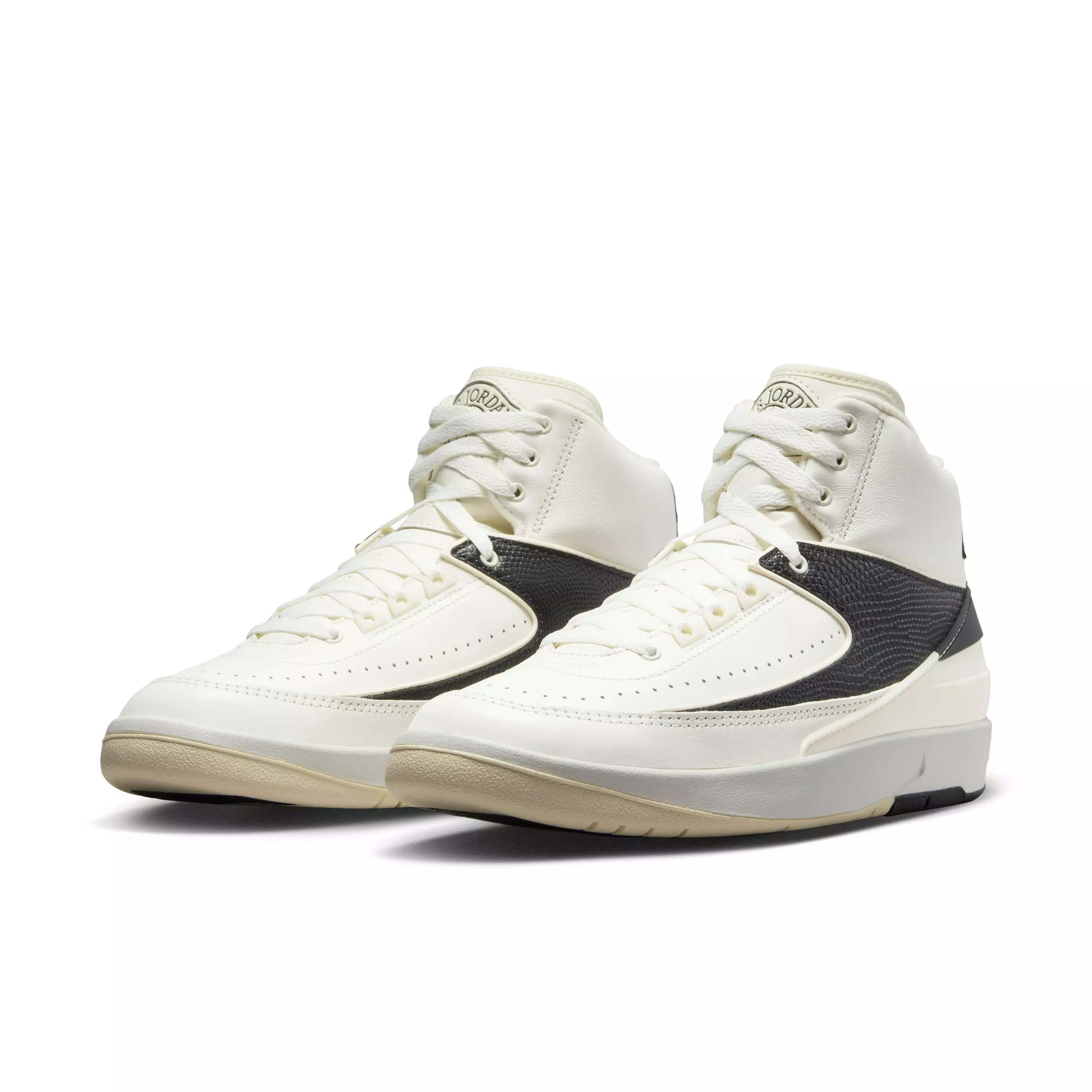 Jordan 2 Retro "Sail" Women's Shoe - SAIL/COCONUT MILK/BLACK