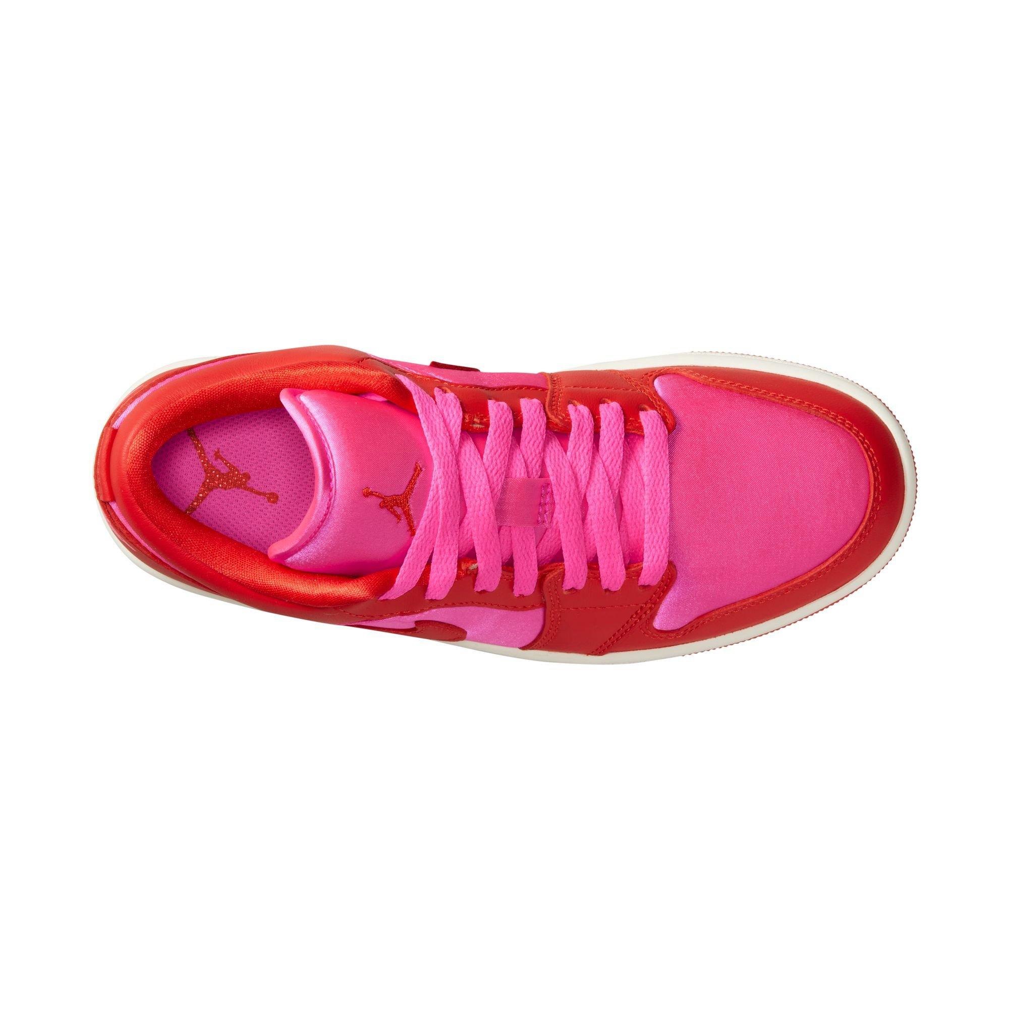Jordan 1 Low SE "Pink Blast/Chile Red/Sail" Women's Shoe - PINK/RED Thumbnail View 8