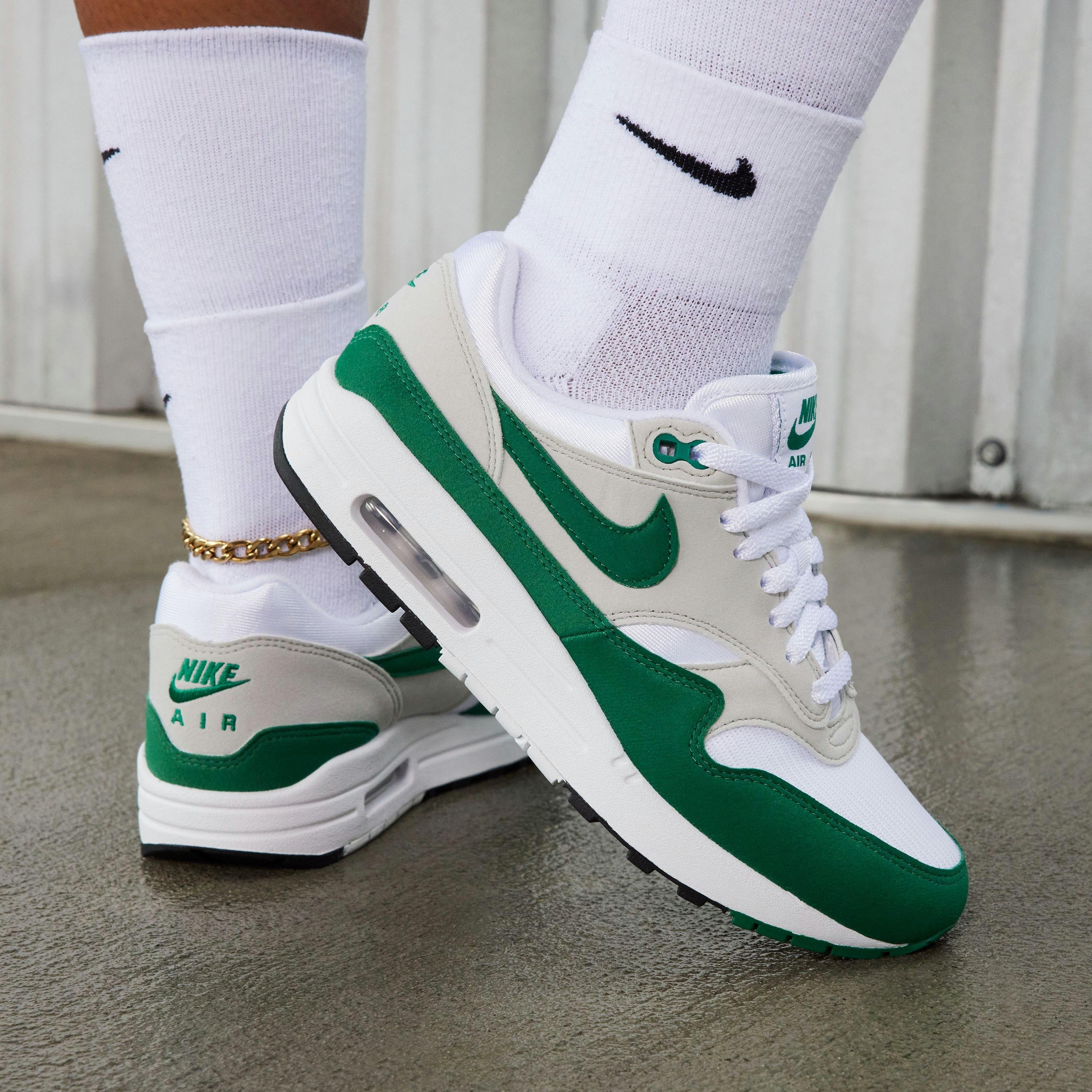 Nike Air Max 1 "Malachite" Women's Shoe - NEUTRAL GREY/MALACHITE/WHITE Thumbnail View 6