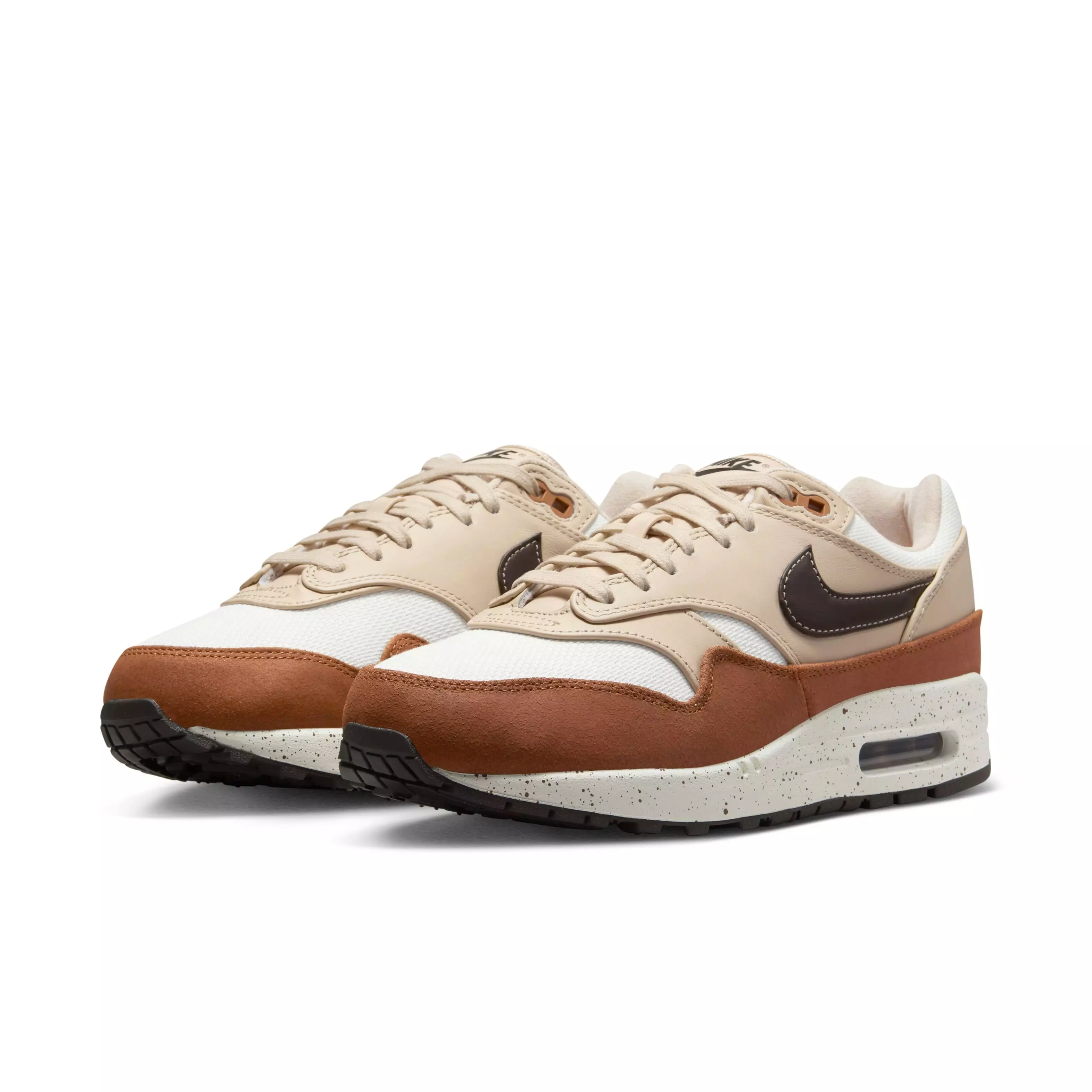 Nike Air Max 1 '87 "Velvet Brown/Sanddrift" Women's Shoe - VELVET BROWN/SANDDRIFT/SAIL