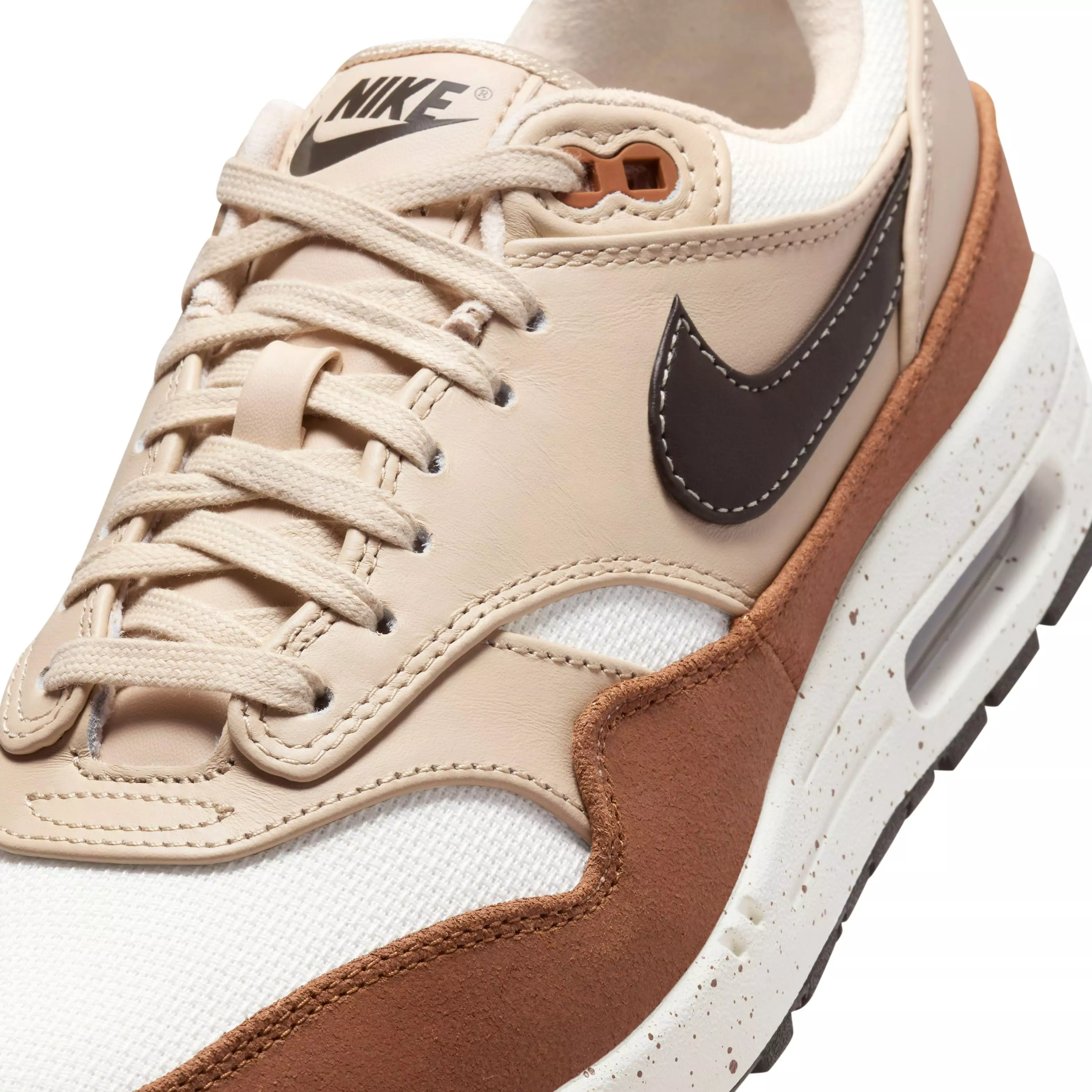 Nike Air Max 1 '87 "Velvet Brown/Sanddrift" Women's Shoe - VELVET BROWN/SANDDRIFT/SAIL
