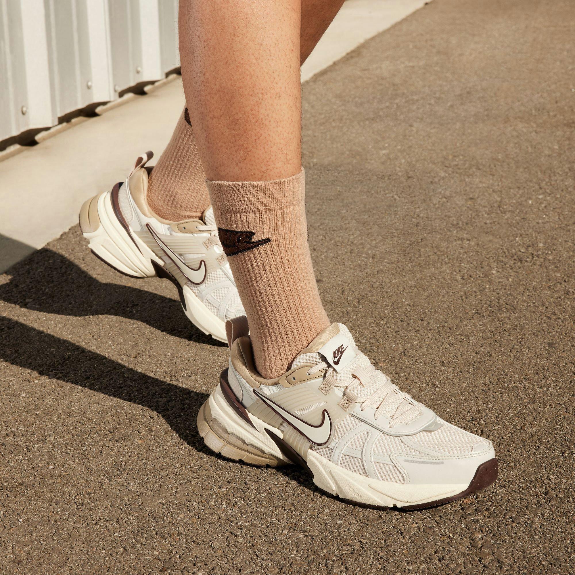 Nike V2K Run 