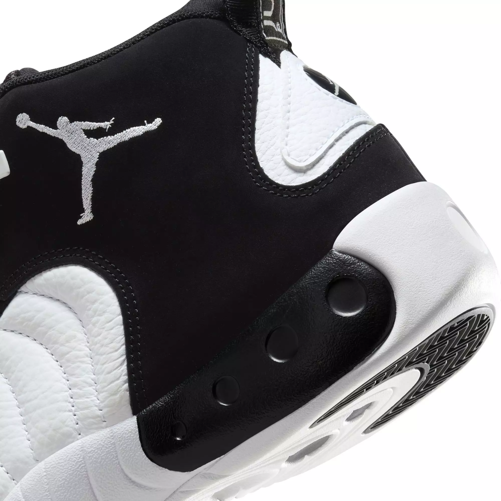 Jordan Jumpman Pro "White/Black" Men's Shoe - WHITE/BLACK