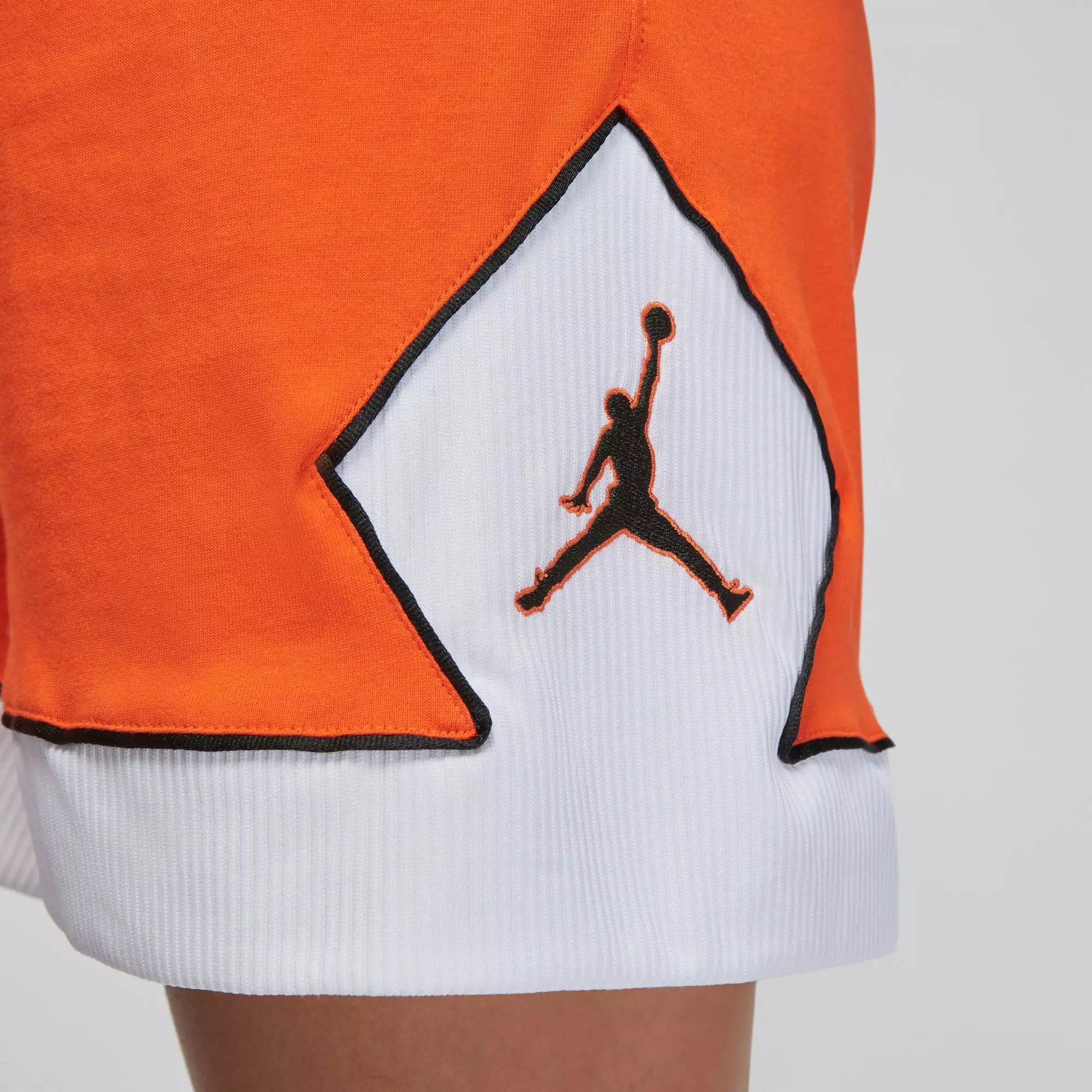 Jordan Women's Diamond Short-Orange - ORANGE