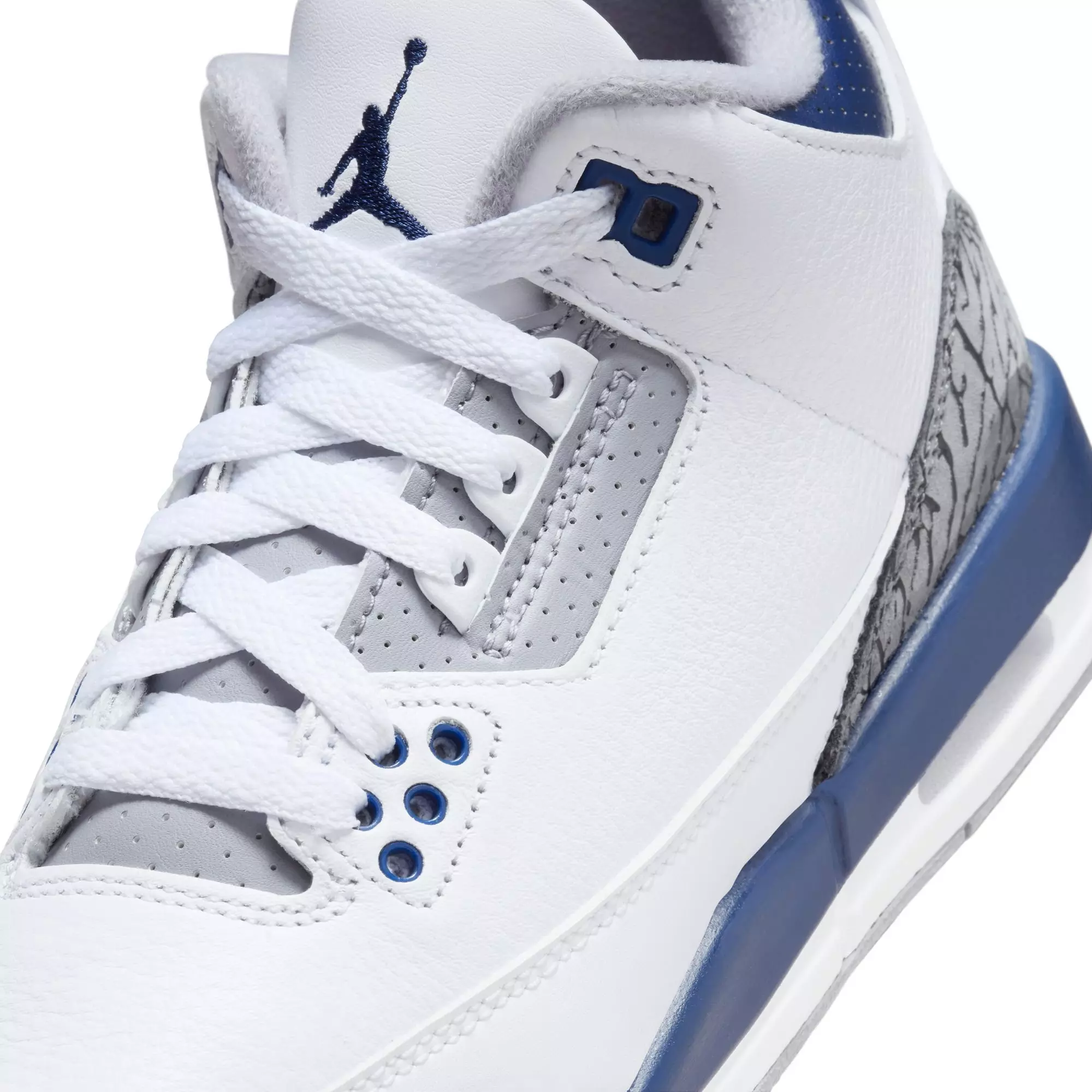 Jordan 3 Retro "Midnight Navy" Grade School Kids' Shoe - WHITE/MIDNIGHT NAVY/CEMENT GREY