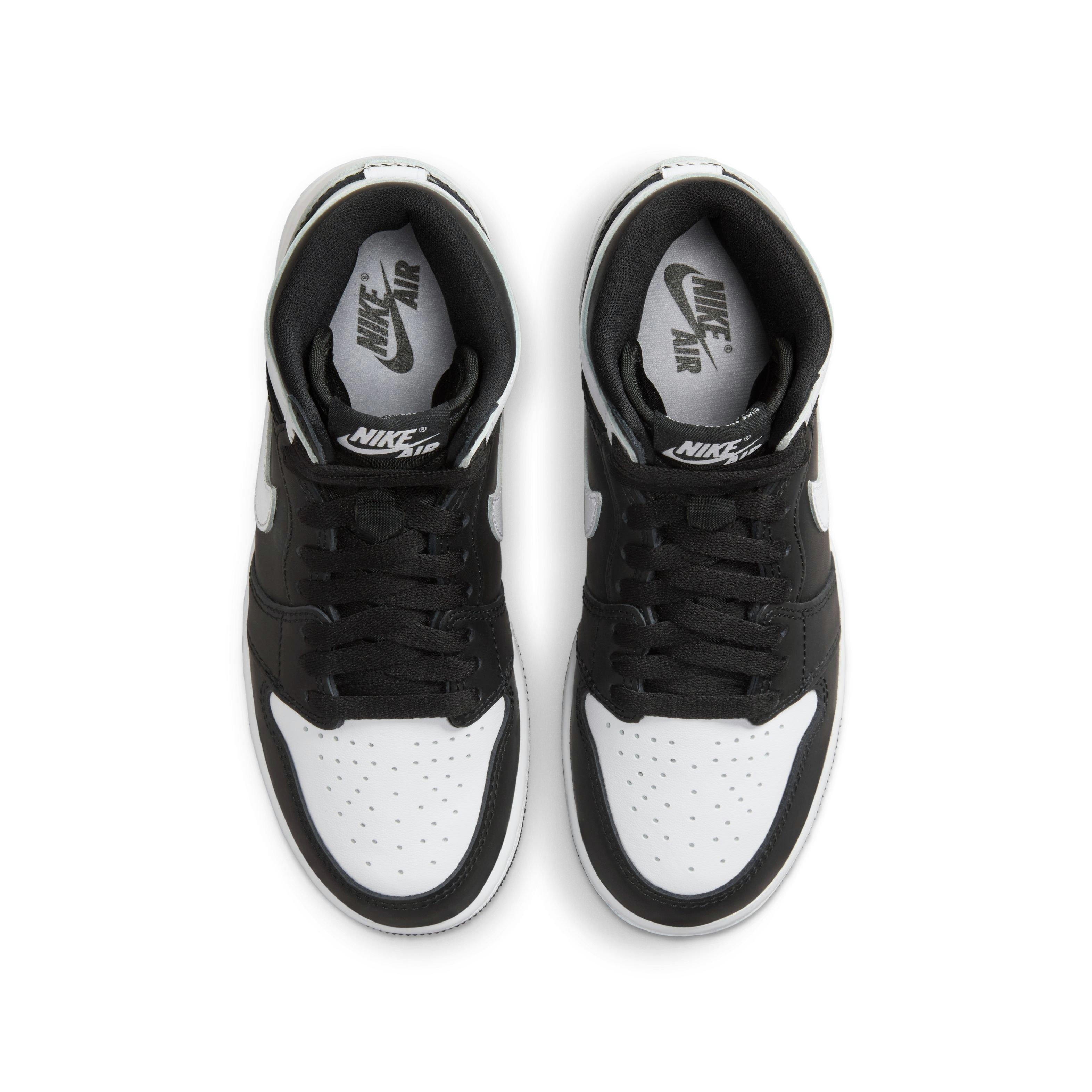 Jordan 1 Retro High OG Grade School Kids' "Black/White" Shoe