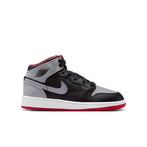 Air jordan 1 mid best sale near me