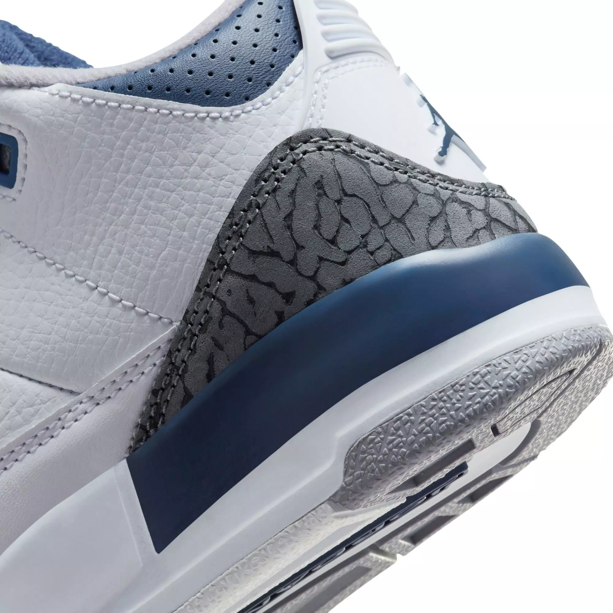Jordan 3 Retro "Midnight Navy" Preschool Kids' Shoe - WHITE/MIDNIGHT NAVY/CEMENT GREY
