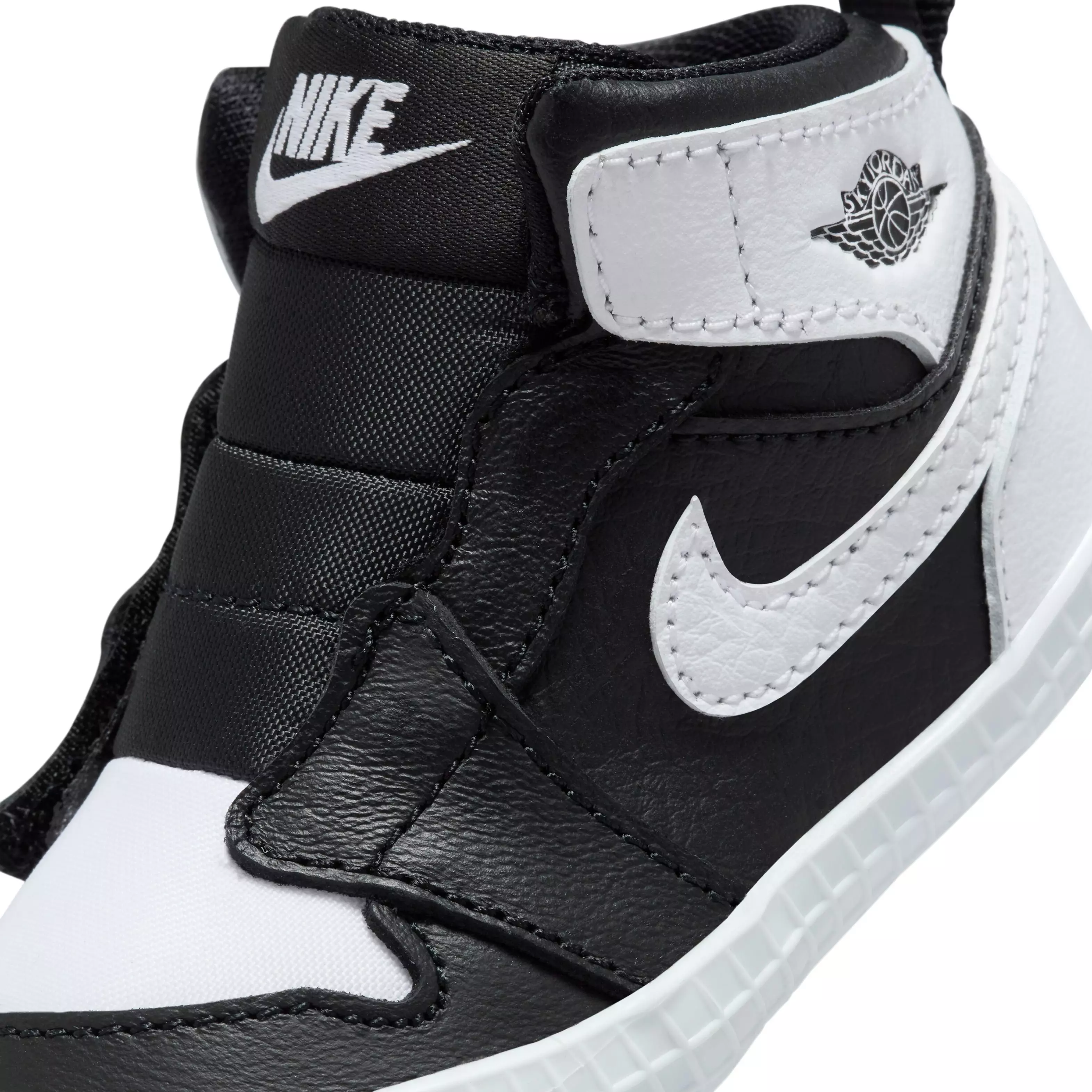 Jordan 1 Retro High OG "Black/White" Crib Bootie - BLACK/WHITE