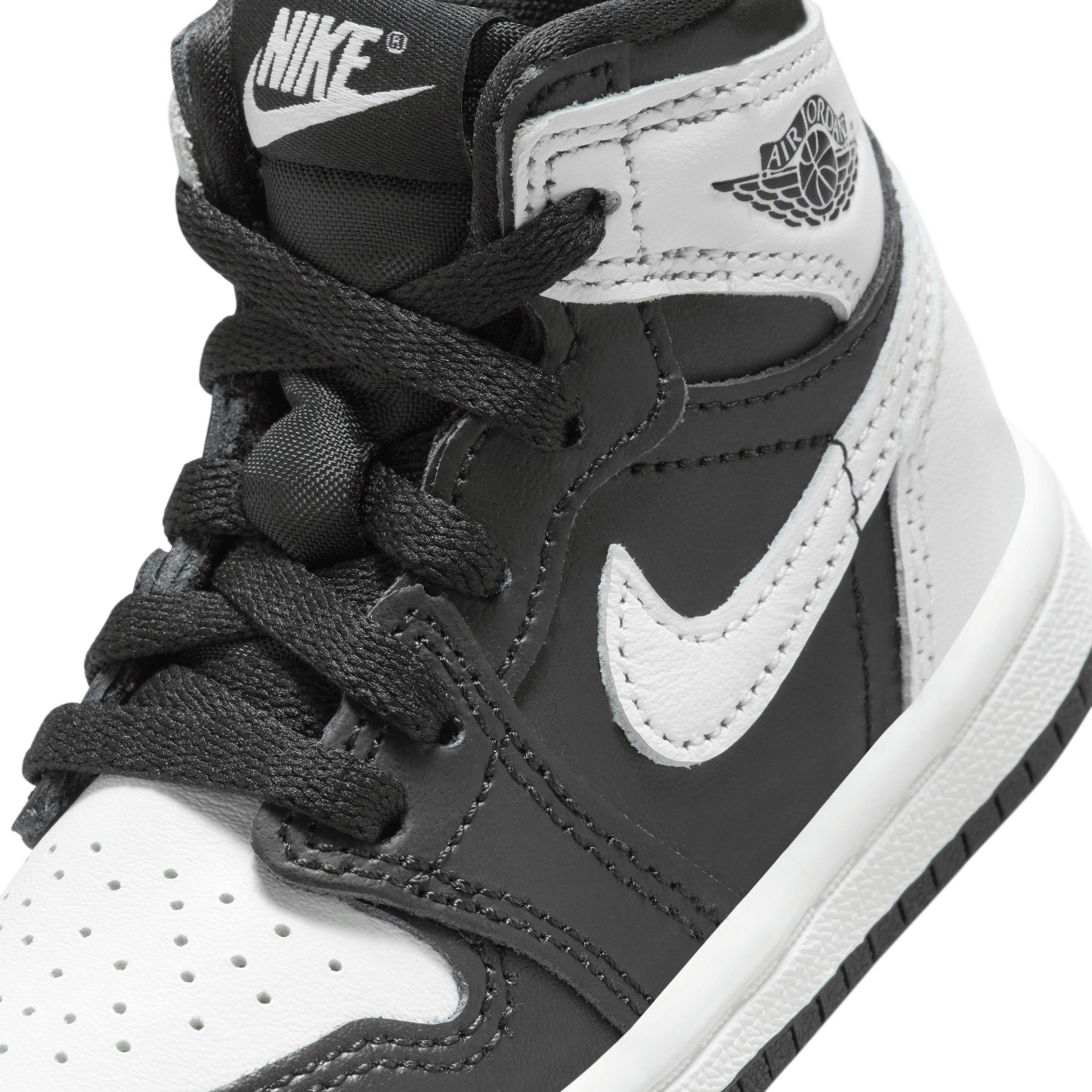 Jordan 1 Retro High OG "Black/White" Toddler Kids' Shoe - BLACK/WHITE Thumbnail View 4