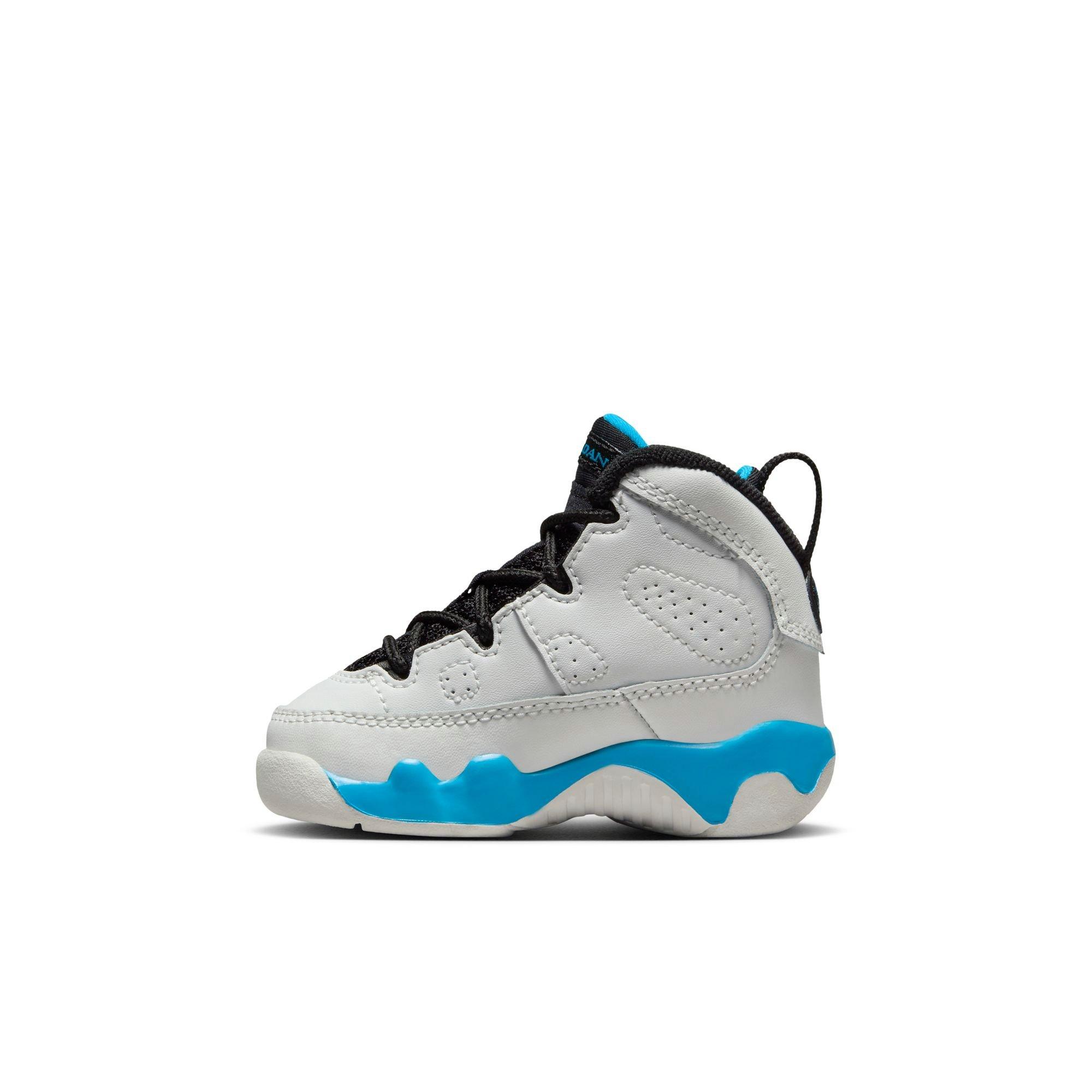 Jordan 9 Retro "Powder Blue" Toddler Kids' Shoe - SUMMIT WHITE/BLACK/POWDER BLUE Thumbnail View 6